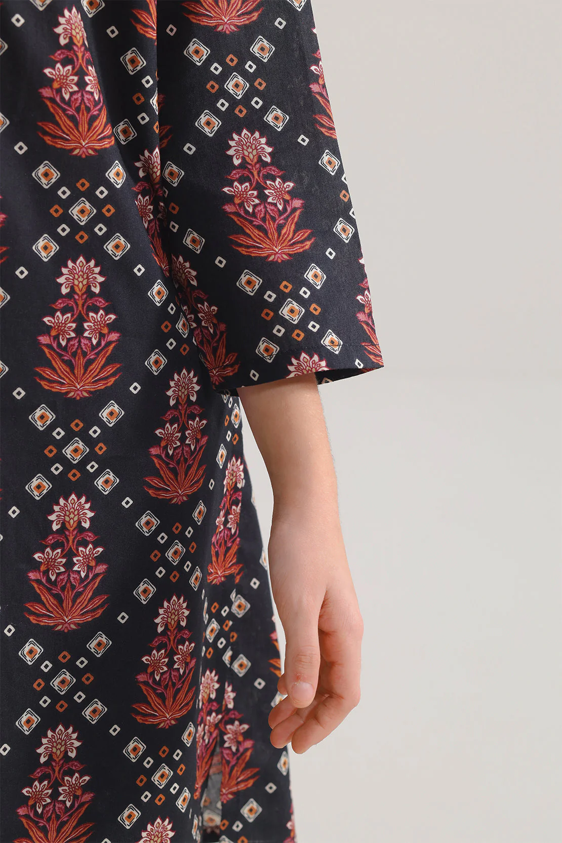 Printed Lawn Stitched 2 Piece (Shirt/Trouser) For Kids - Image 5