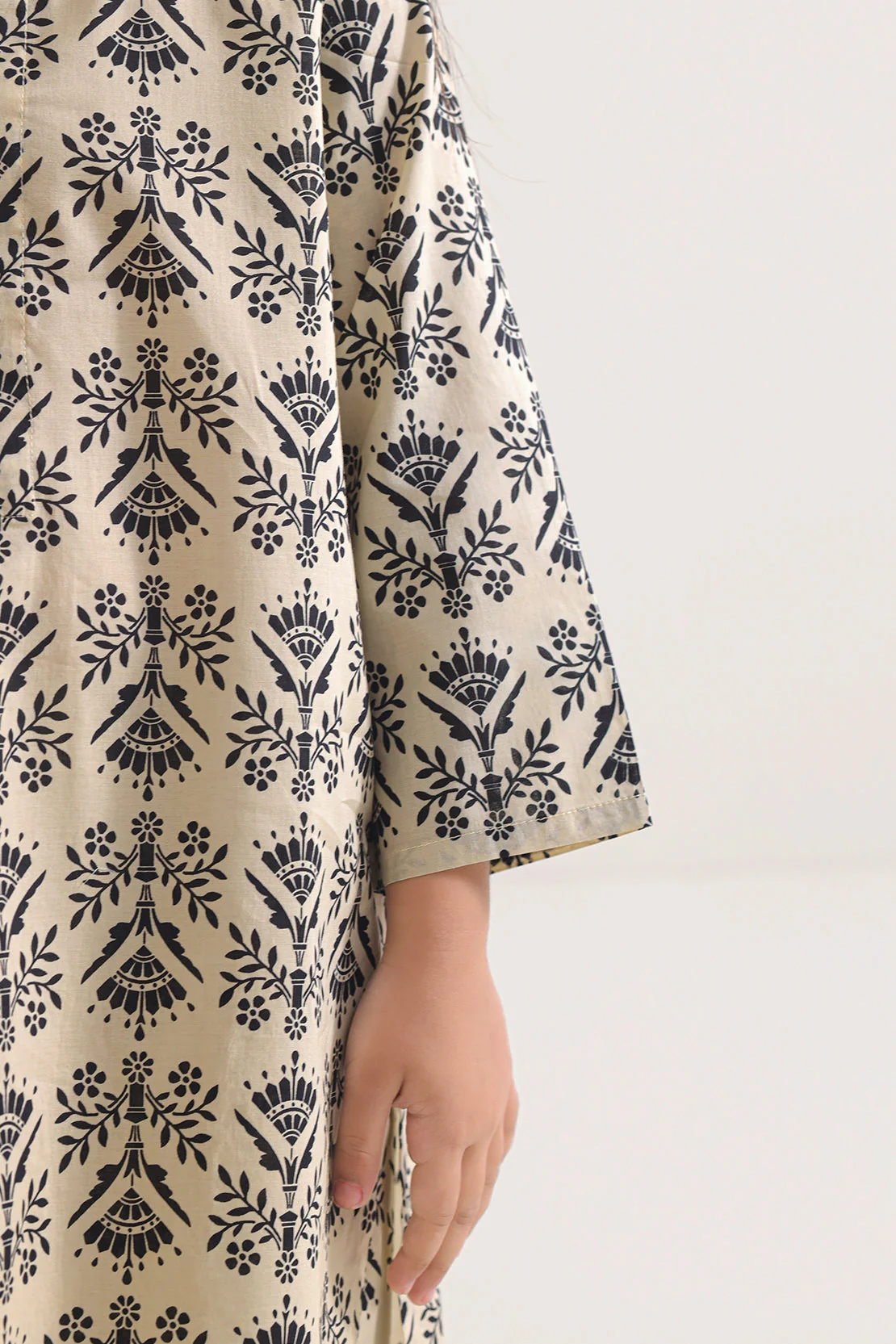 Printed Lawn Stitched 2 Piece (Shirt/Trouser) For Kids - Image 4
