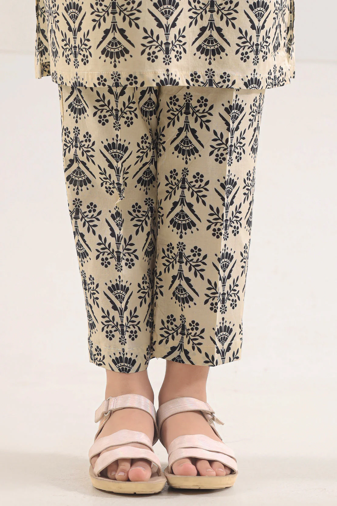 Printed Lawn Stitched 2 Piece (Shirt/Trouser) For Kids - Image 5