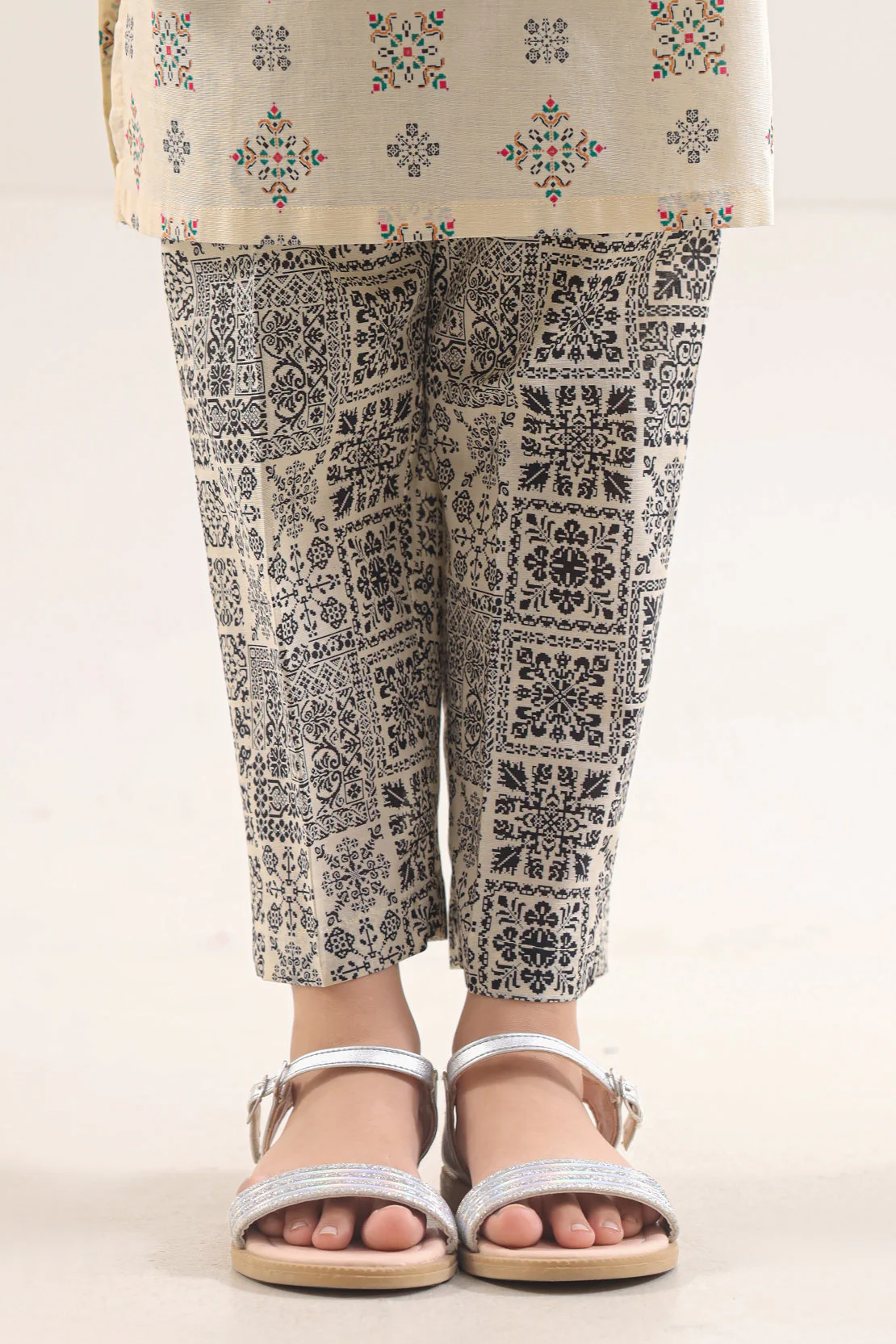 Printed Lawn Stitched 2 Piece (Shirt/Trouser) For Kids - Image 5