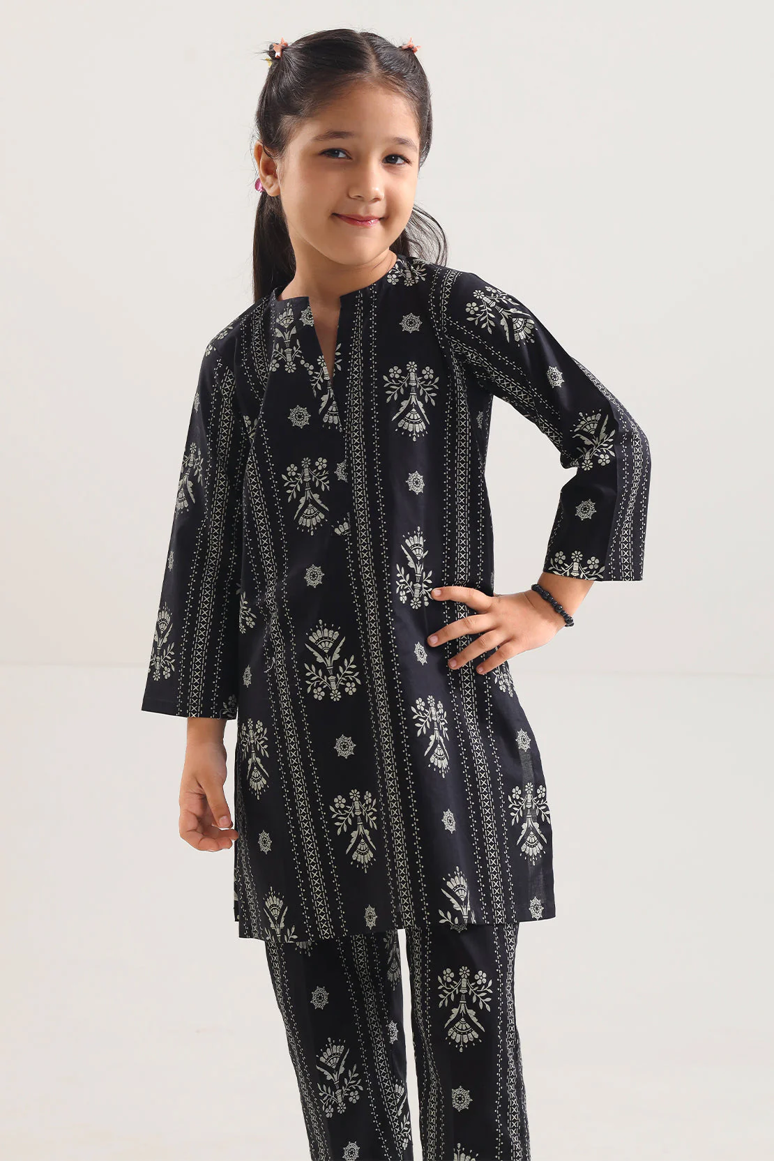 Printed Lawn Stitched 2 Piece (Shirt/Trouser) For Kids - Image 2