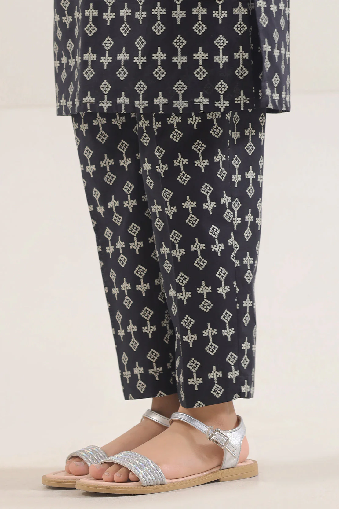 Printed Lawn Stitched 2 Piece (Shirt/Trouser) For Kids - Image 5