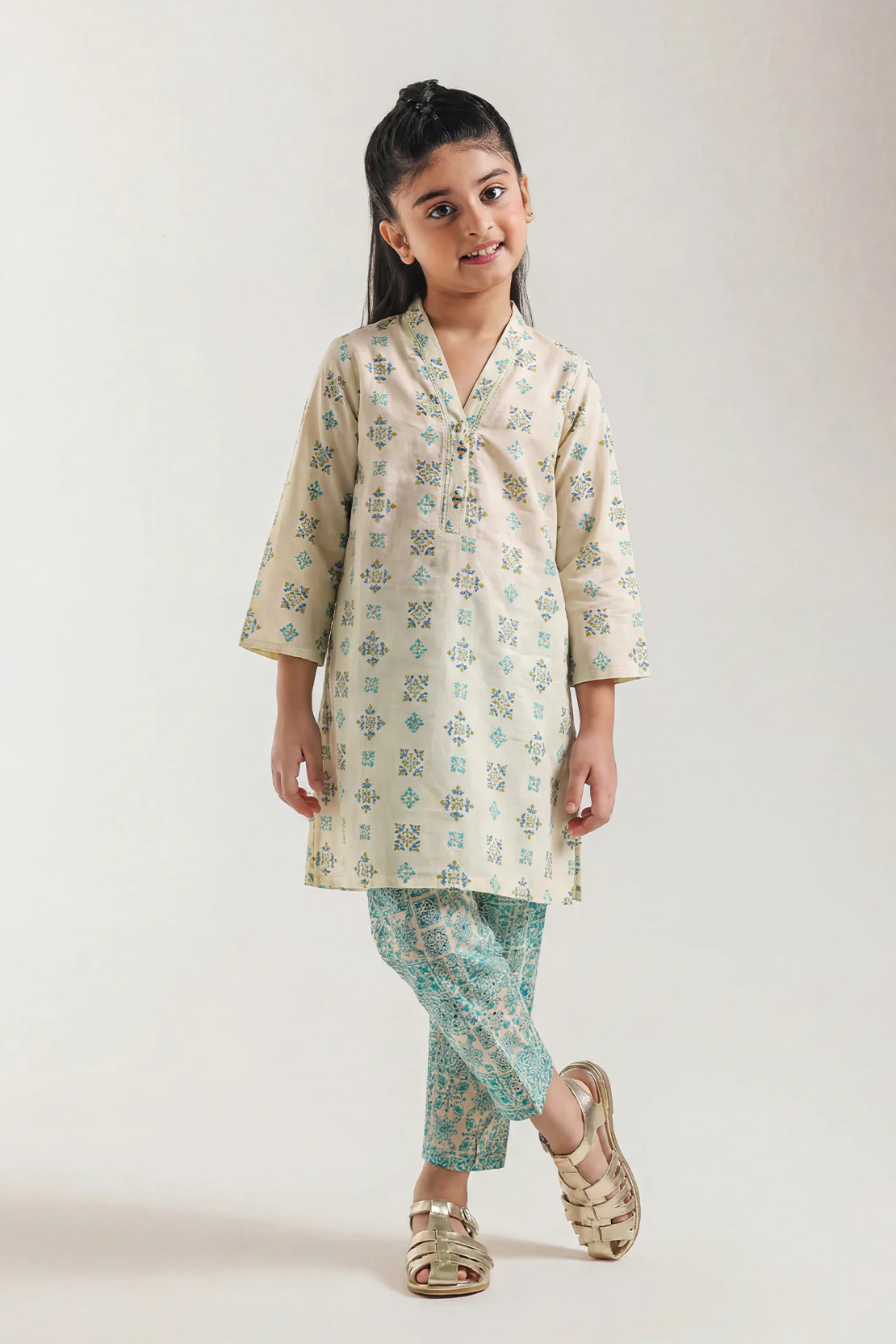Printed Lawn Stitched 2 Piece (Shirt/Trouser) For Kids