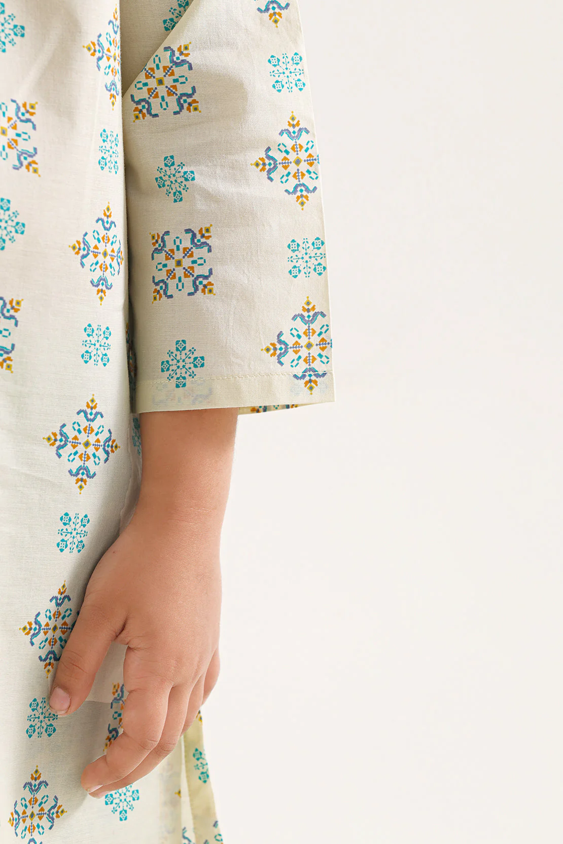 Printed Lawn Stitched 2 Piece (Shirt/Trouser) For Kids - Image 4