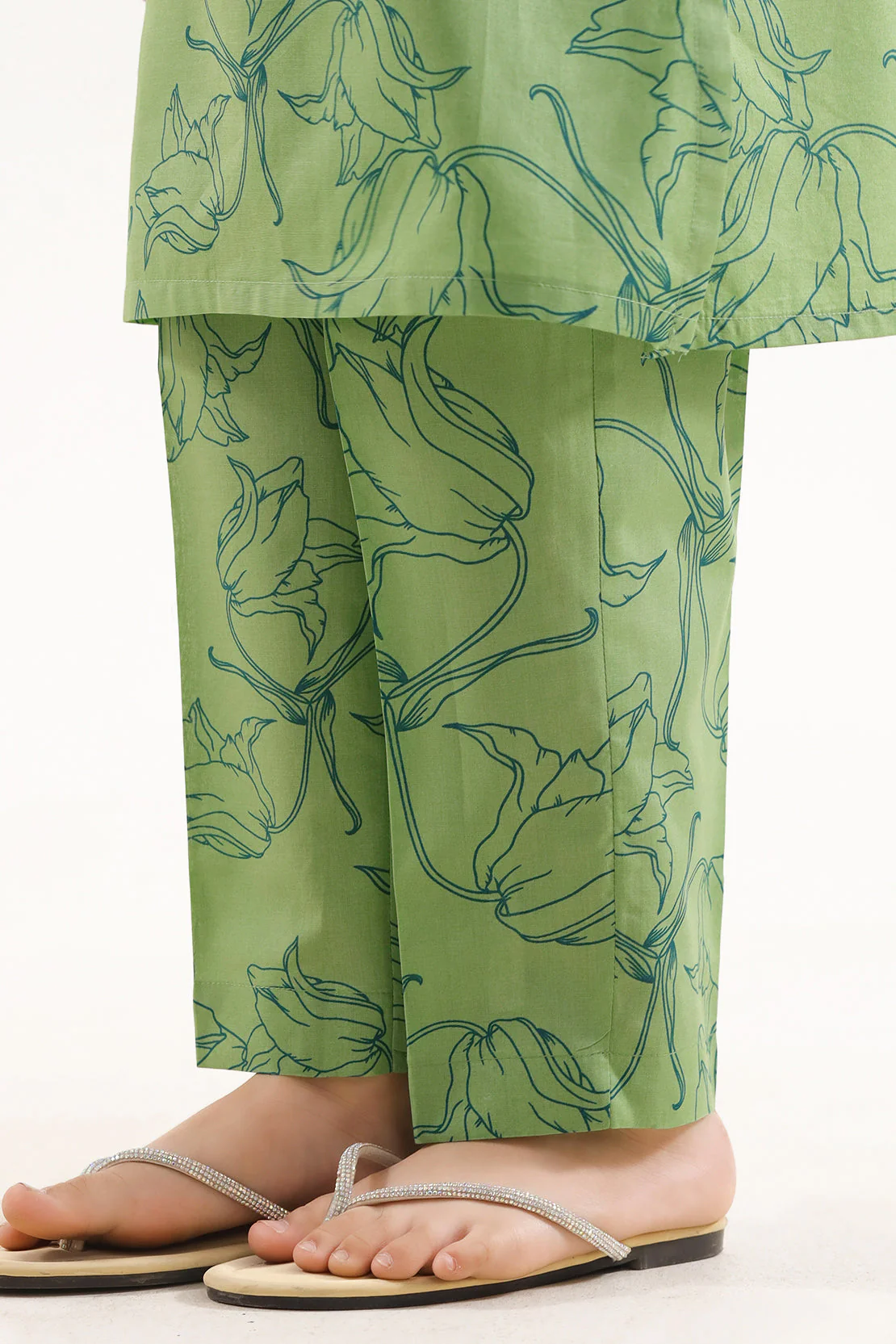 Printed Lawn Stitched 2 Piece (Shirt/Trouser) For Kids - Image 6