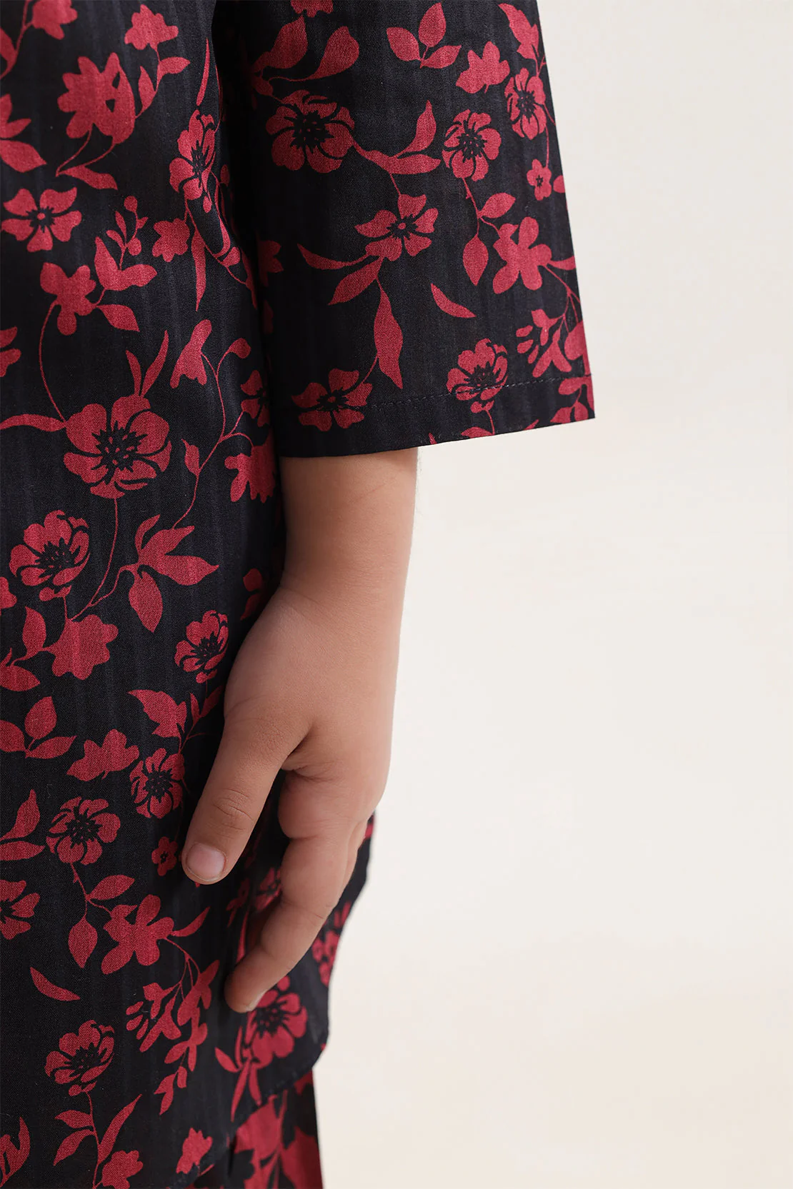 Printed Lawn Stitched 2 Piece (Shirt/Trouser) For Kids - Image 4