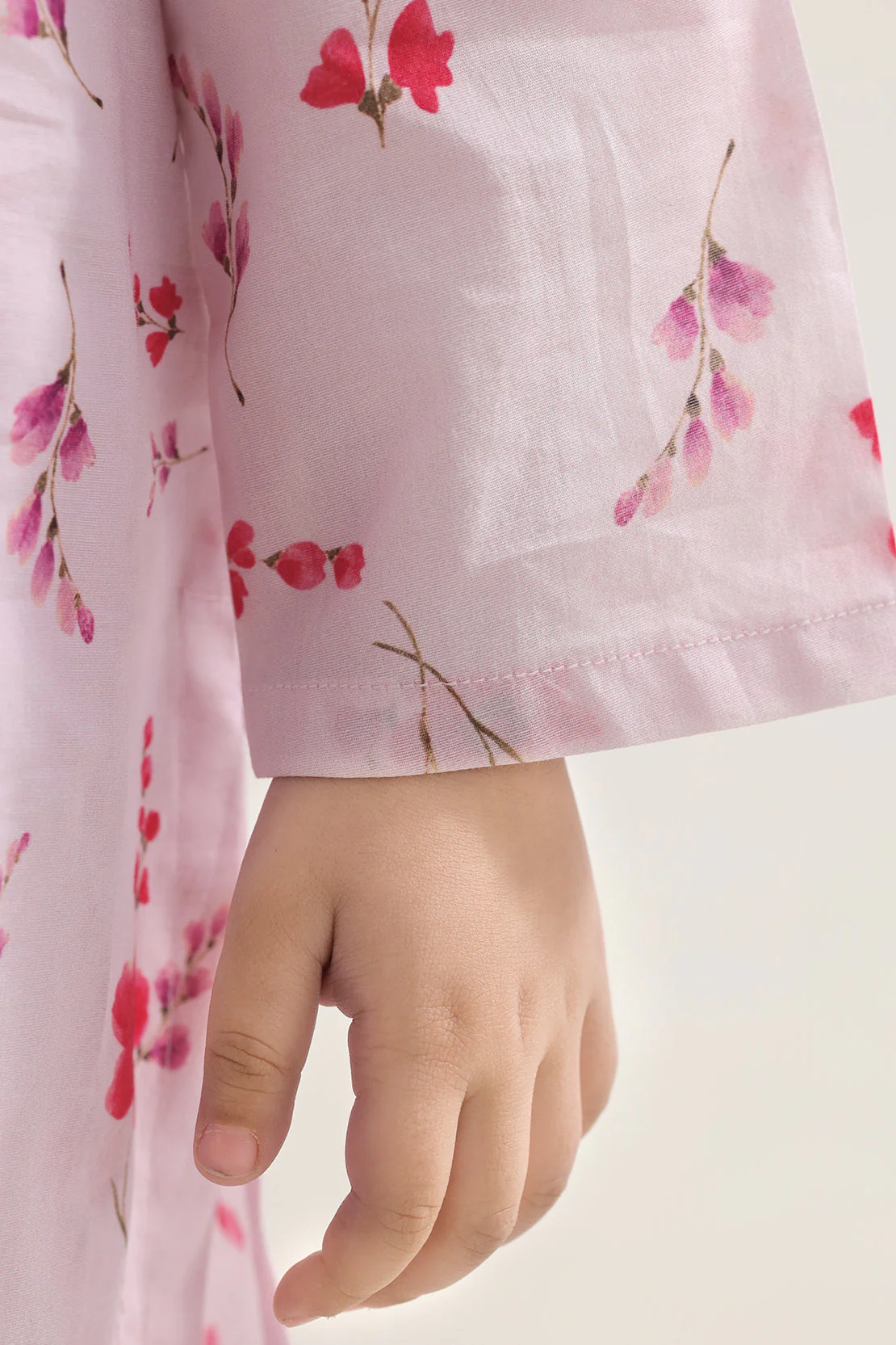 Printed Lawn Stitched 2 Piece (Shirt/Trouser) For Kids - Image 4