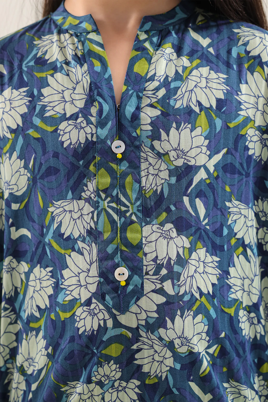 Printed Lawn Stitched 2 Piece (Shirt/Trouser) For Kids - Image 3