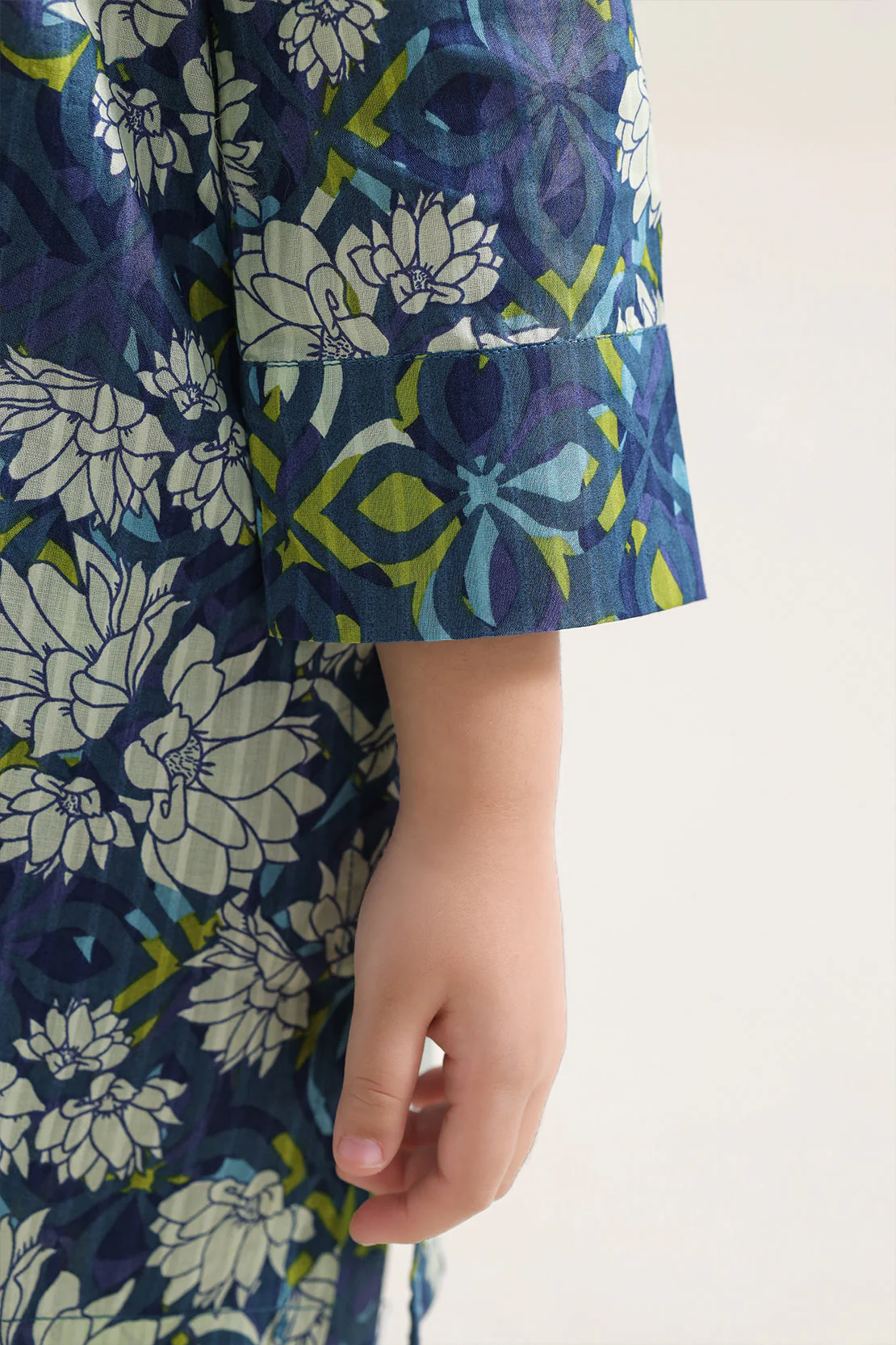 Printed Lawn Stitched 2 Piece (Shirt/Trouser) For Kids - Image 4
