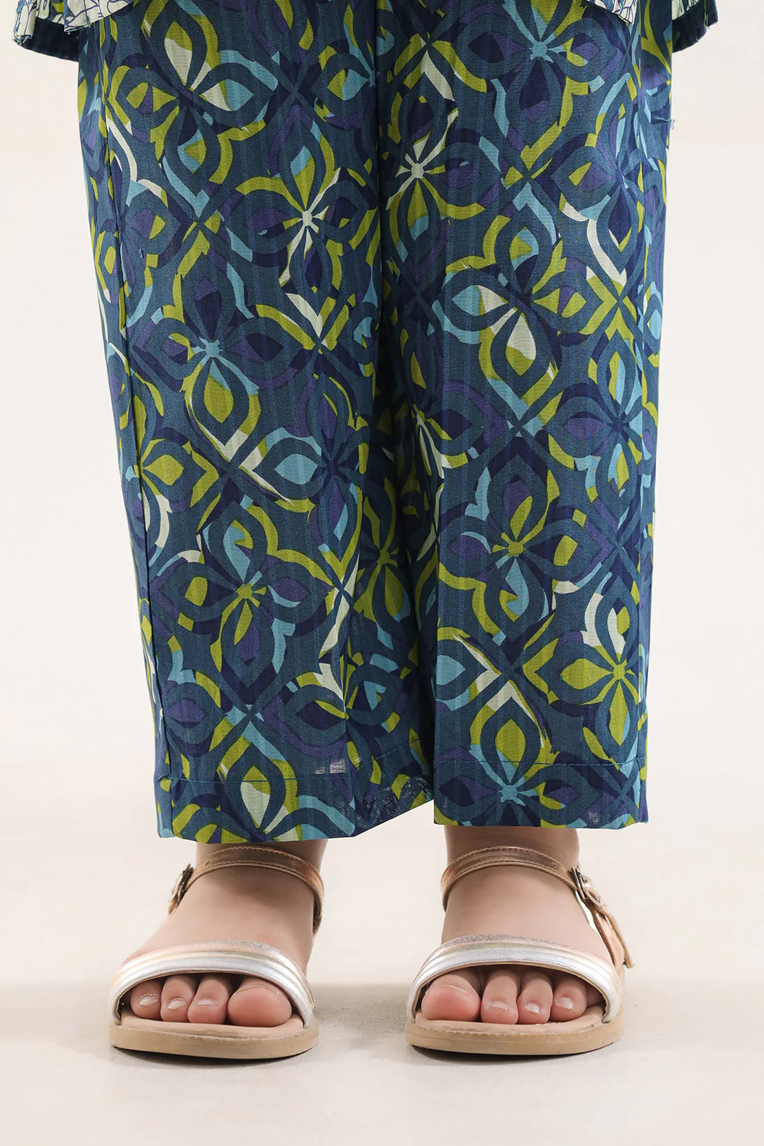 Printed Lawn Stitched 2 Piece (Shirt/Trouser) For Kids - Image 5