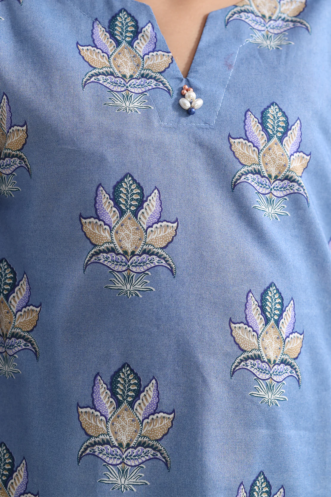 Printed Lawn Stitched 2 Piece (Shirt/Trouser) For Kids - Image 4