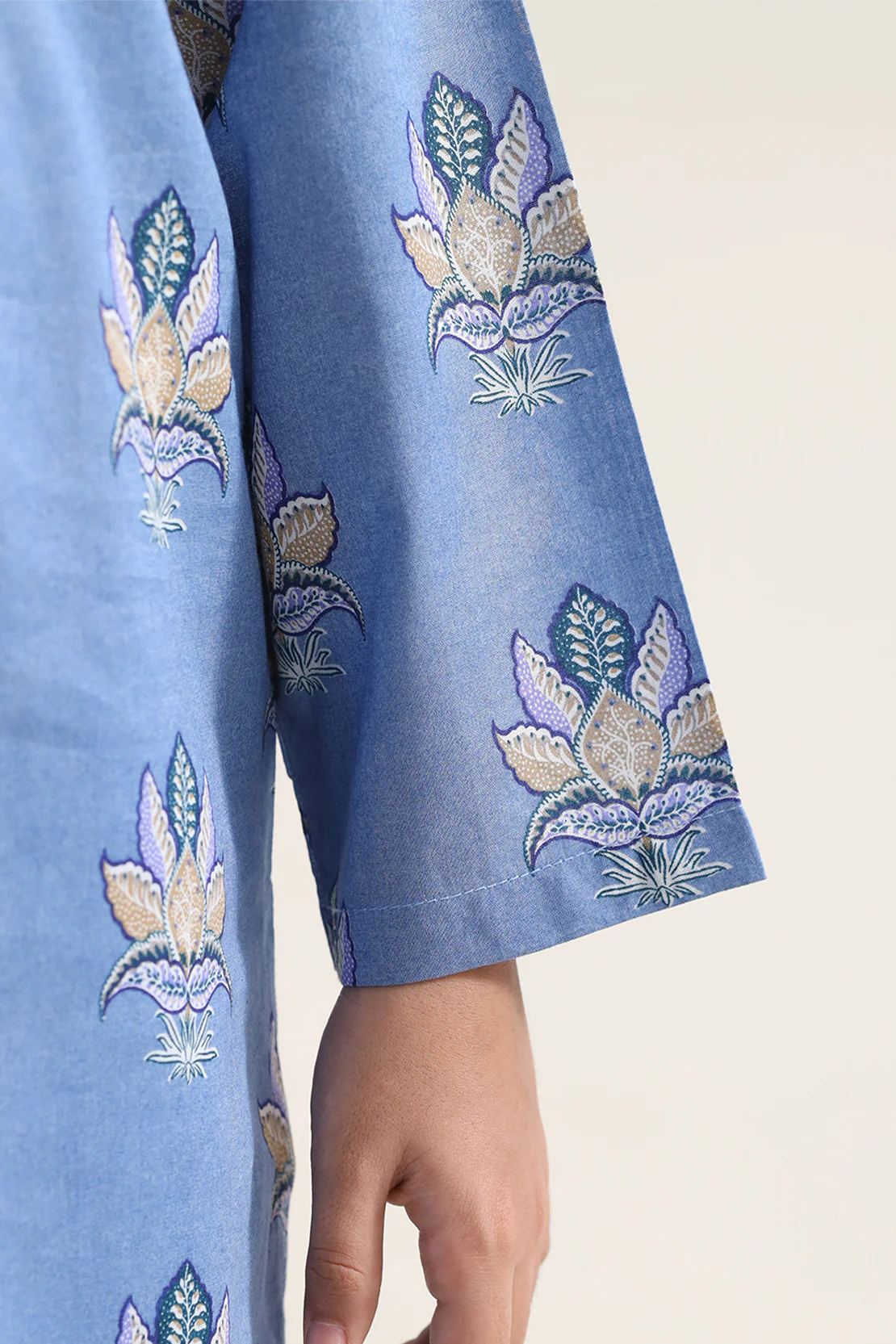 Printed Lawn Stitched 2 Piece (Shirt/Trouser) For Kids - Image 5