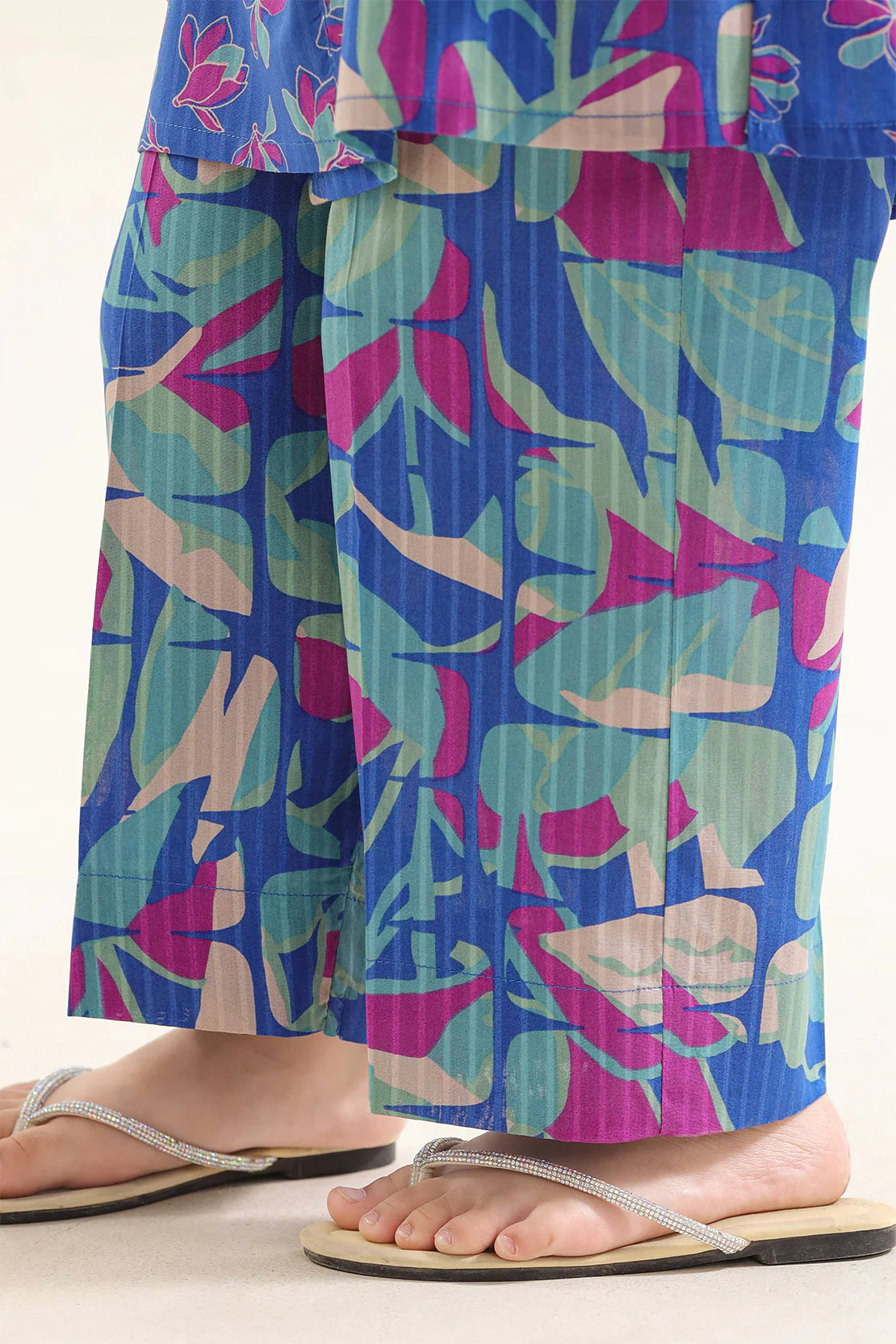 Printed Lawn Stitched 2 Piece (Shirt/Trouser) For Kids - Image 6