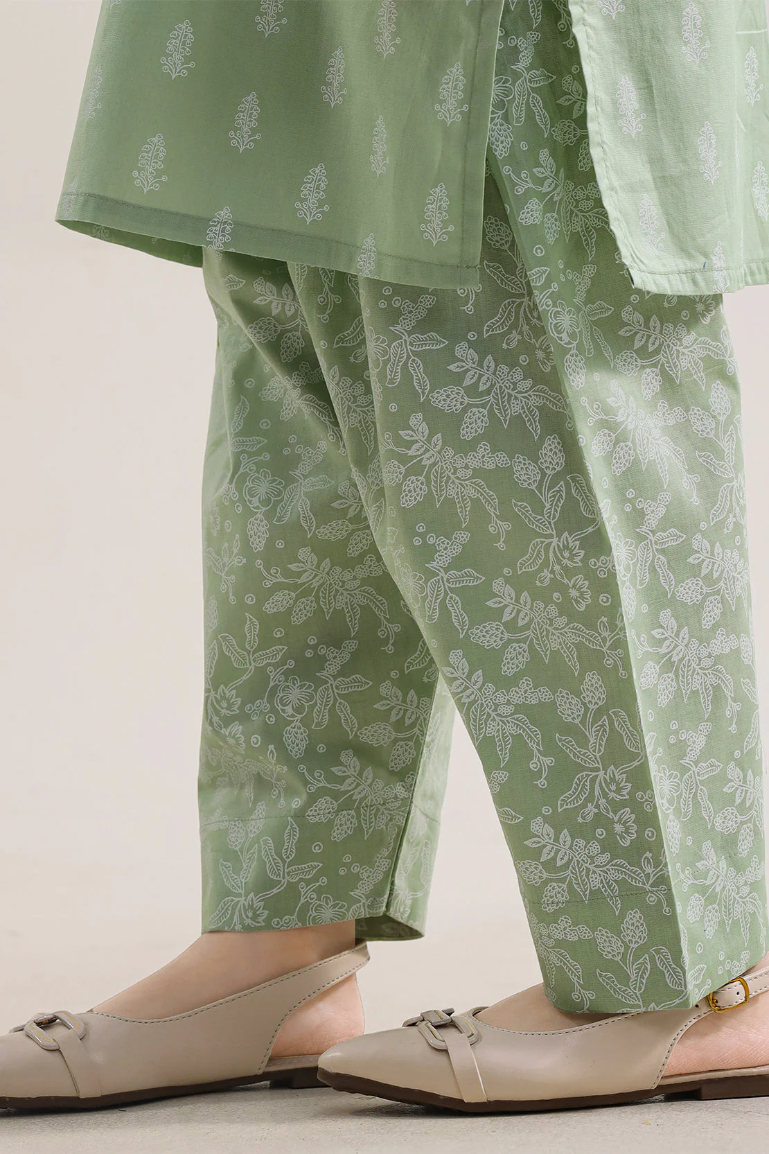 Printed Lawn Stitched 2 Piece (Shirt/Trouser) For Kids - Image 5