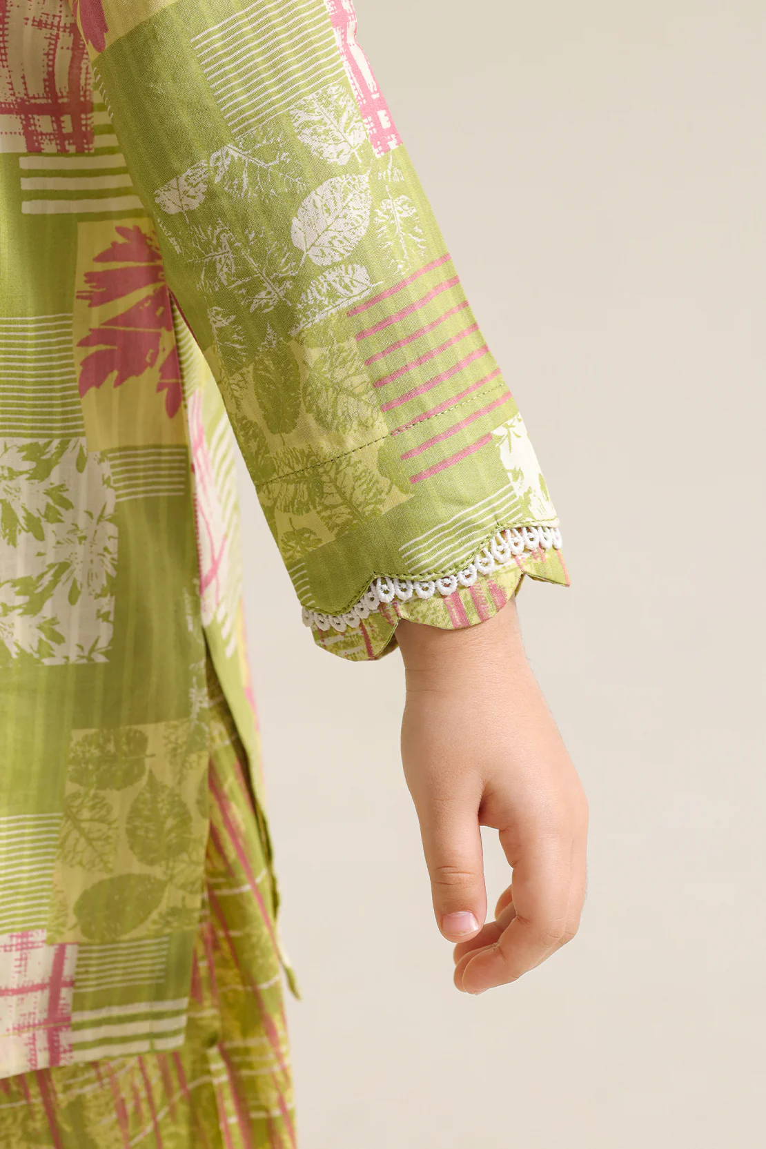 Printed Lawn Stitched 2 Piece (Shirt/Trouser) For Kids - Image 4