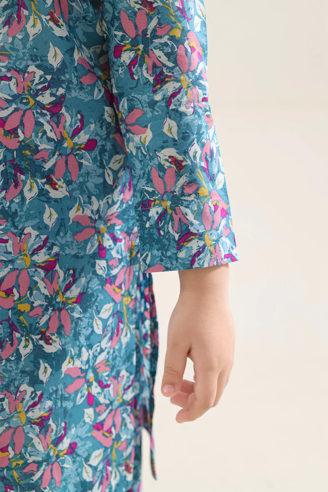 Printed Lawn Stitched 2 Piece (Shirt/Trouser) For Kids - Image 5