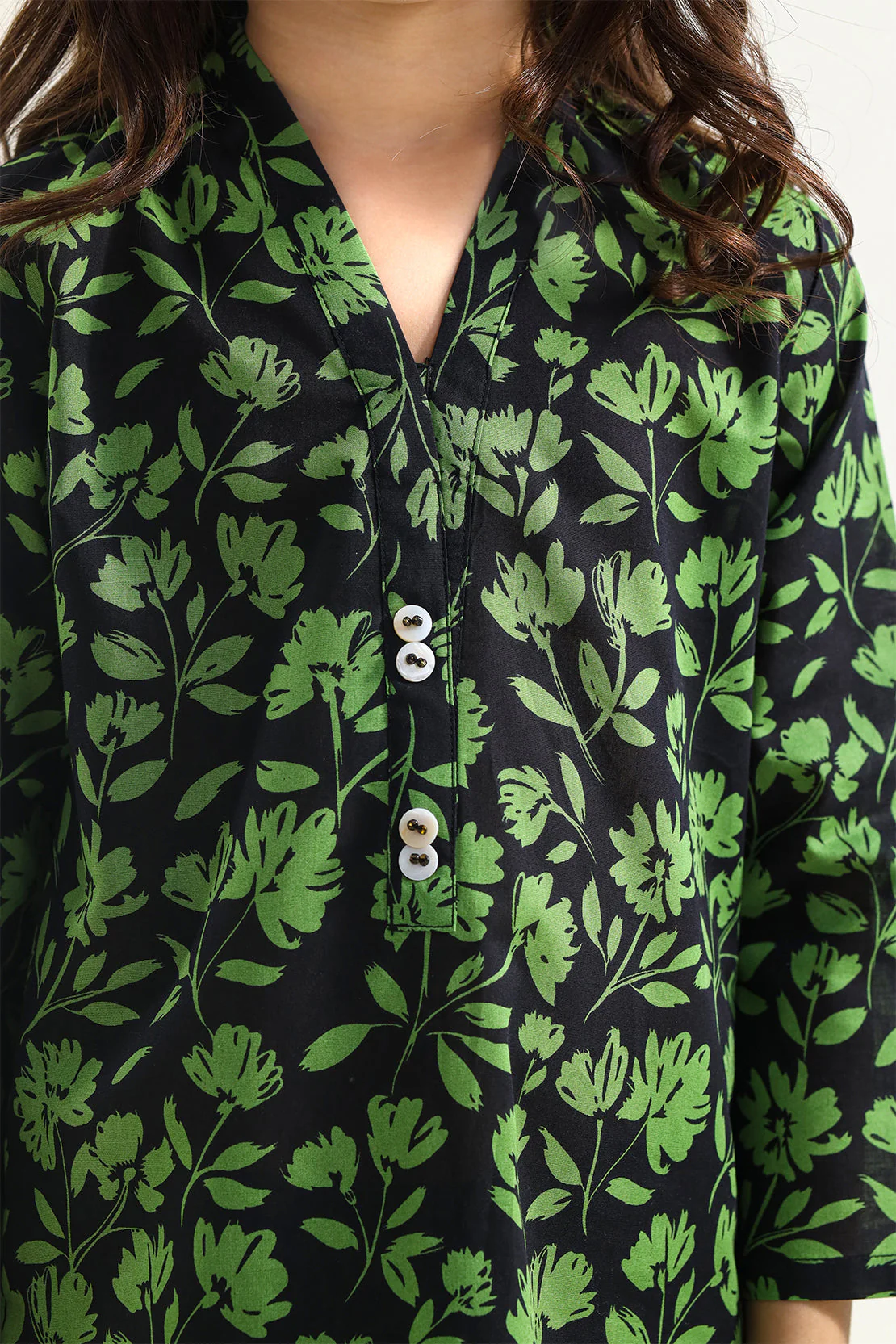 Printed Lawn Stitched 2 Piece (Shirt/Trouser) For Kids - Image 3