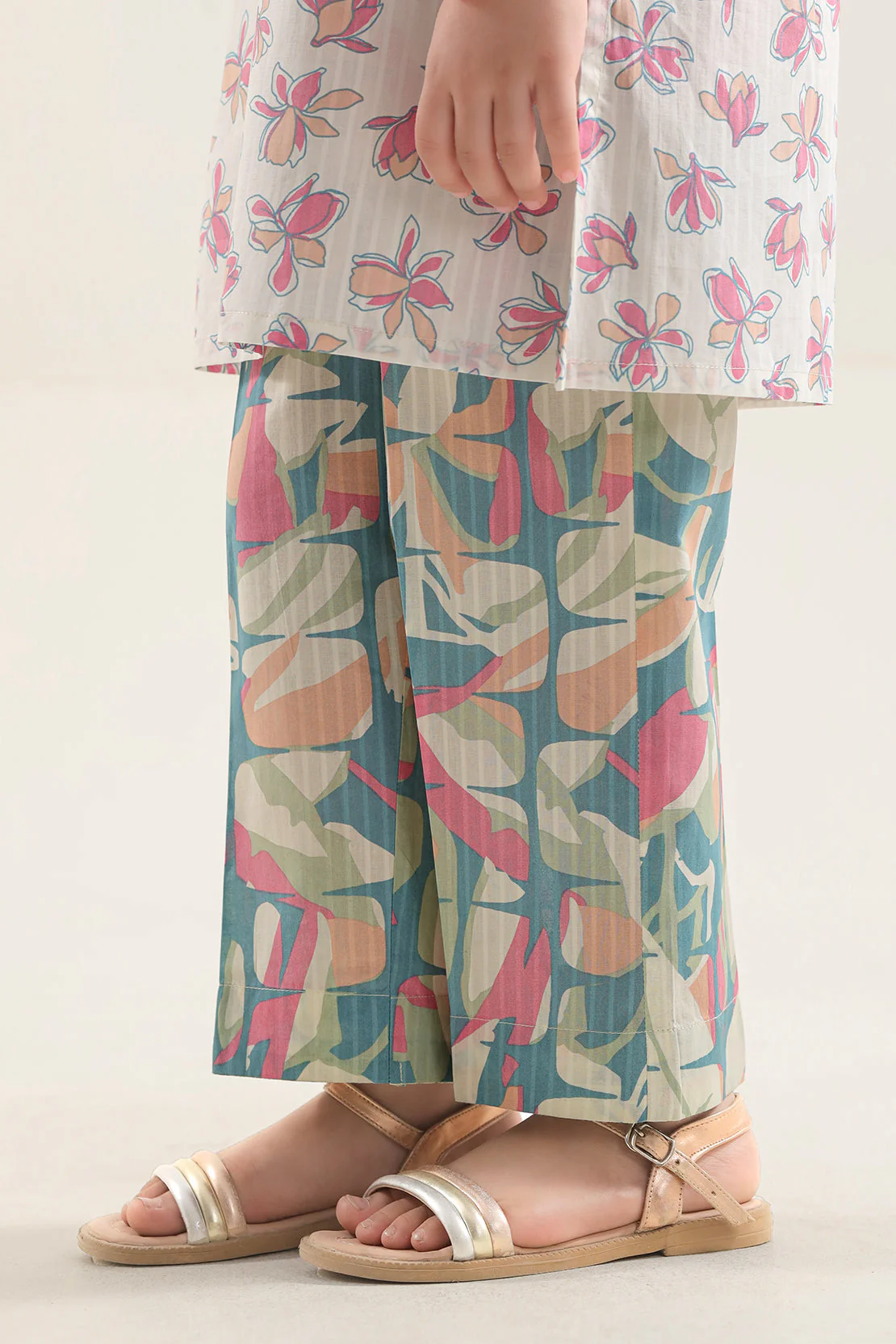Printed Lawn Stitched 2 Piece (Shirt/Trouser) For Kids - Image 5