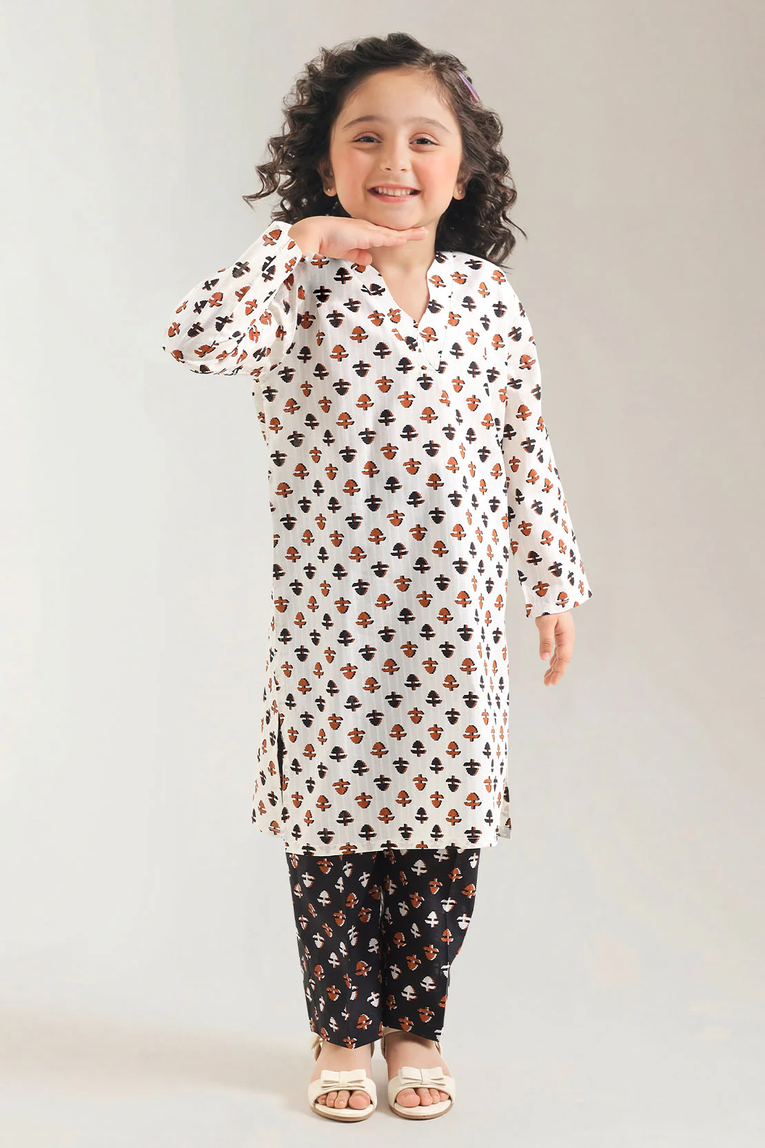 Printed Lawn Stitched 2 Piece (Shirt/Trouser) For Kids - Image 3