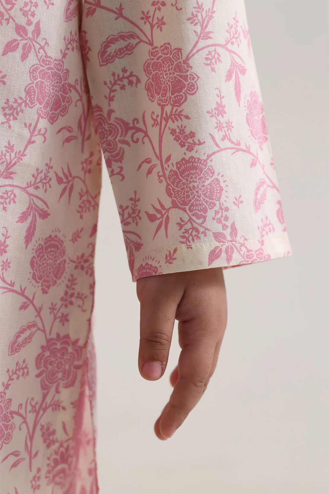 Printed Lawn Stitched 2 Piece (Shirt/Trouser) For Kids - Image 5