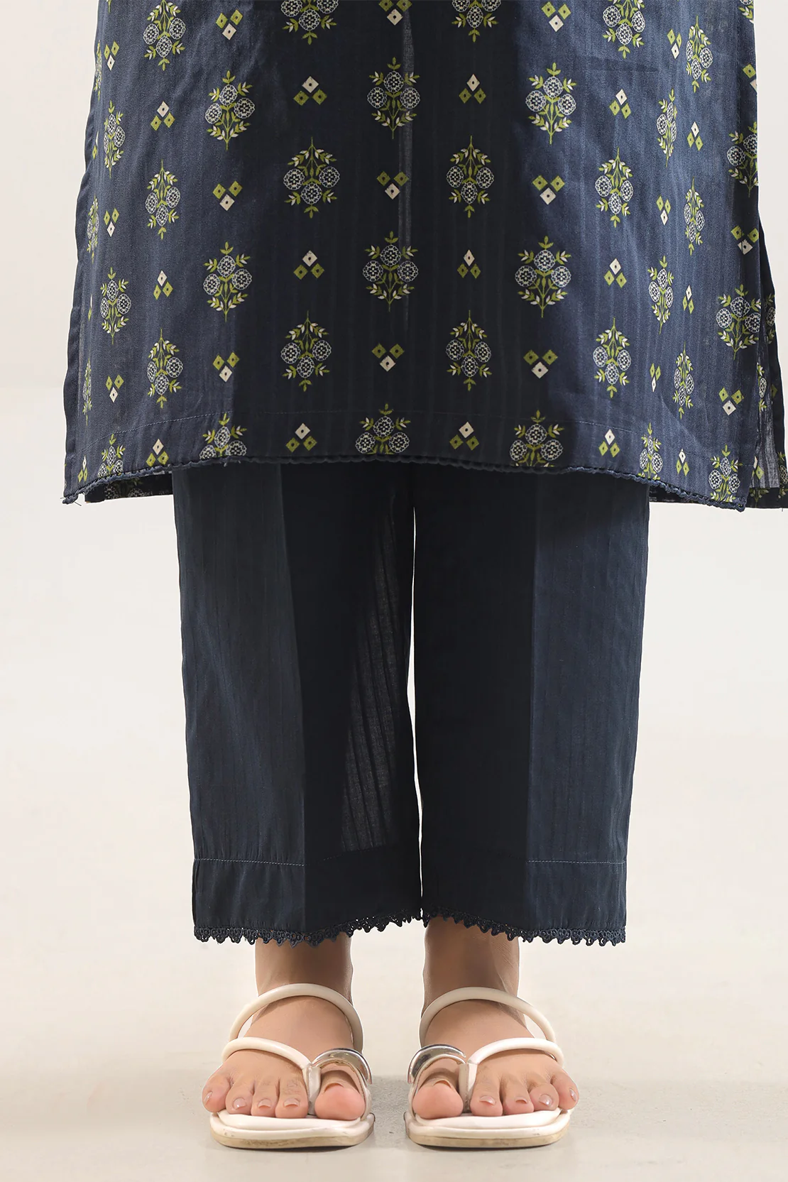 Printed Lawn Stitched 2 Piece (Shirt/Trouser) - Image 5