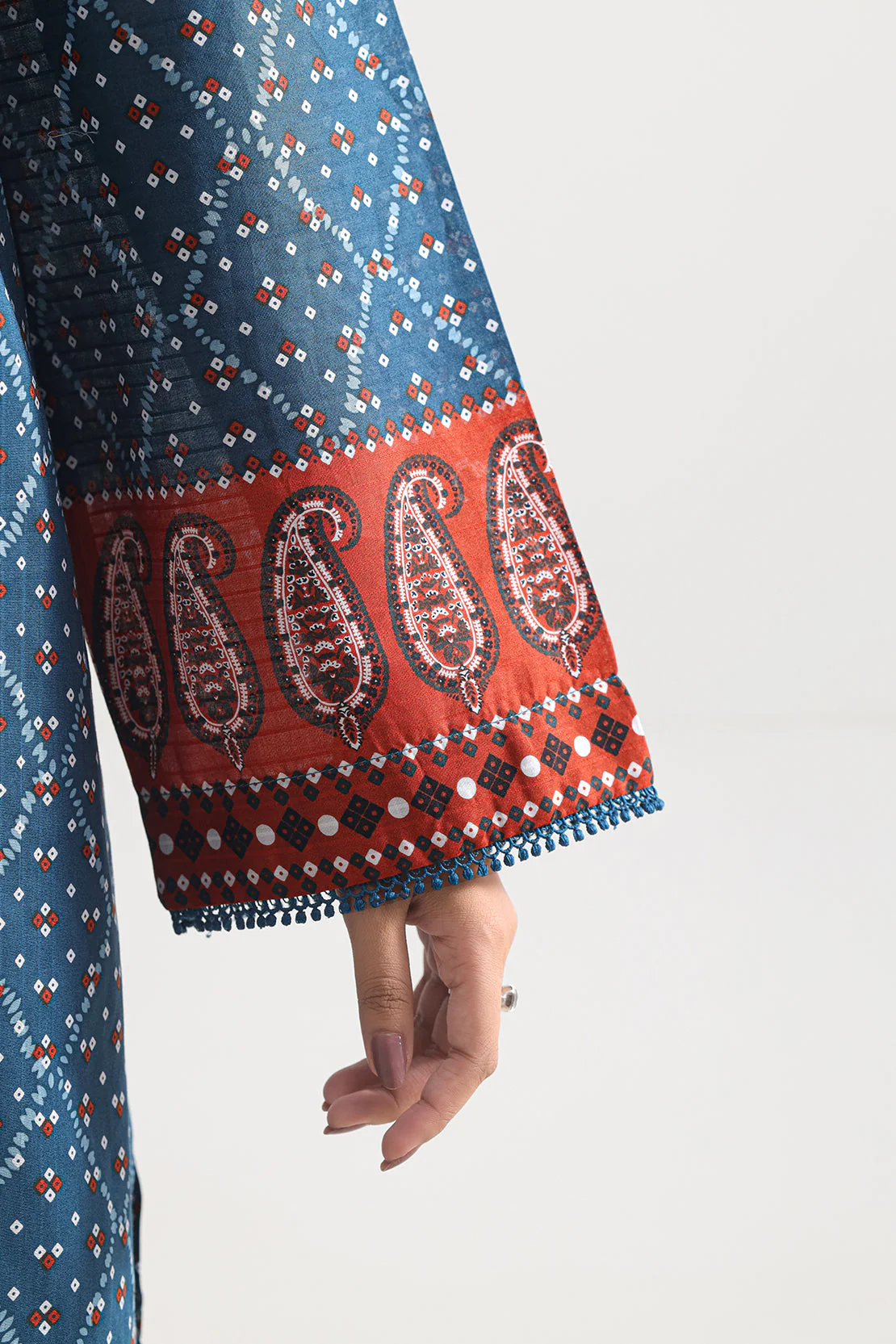 Printed Lawn Stitched 2 Piece (Shirt/Trouser) - Image 5
