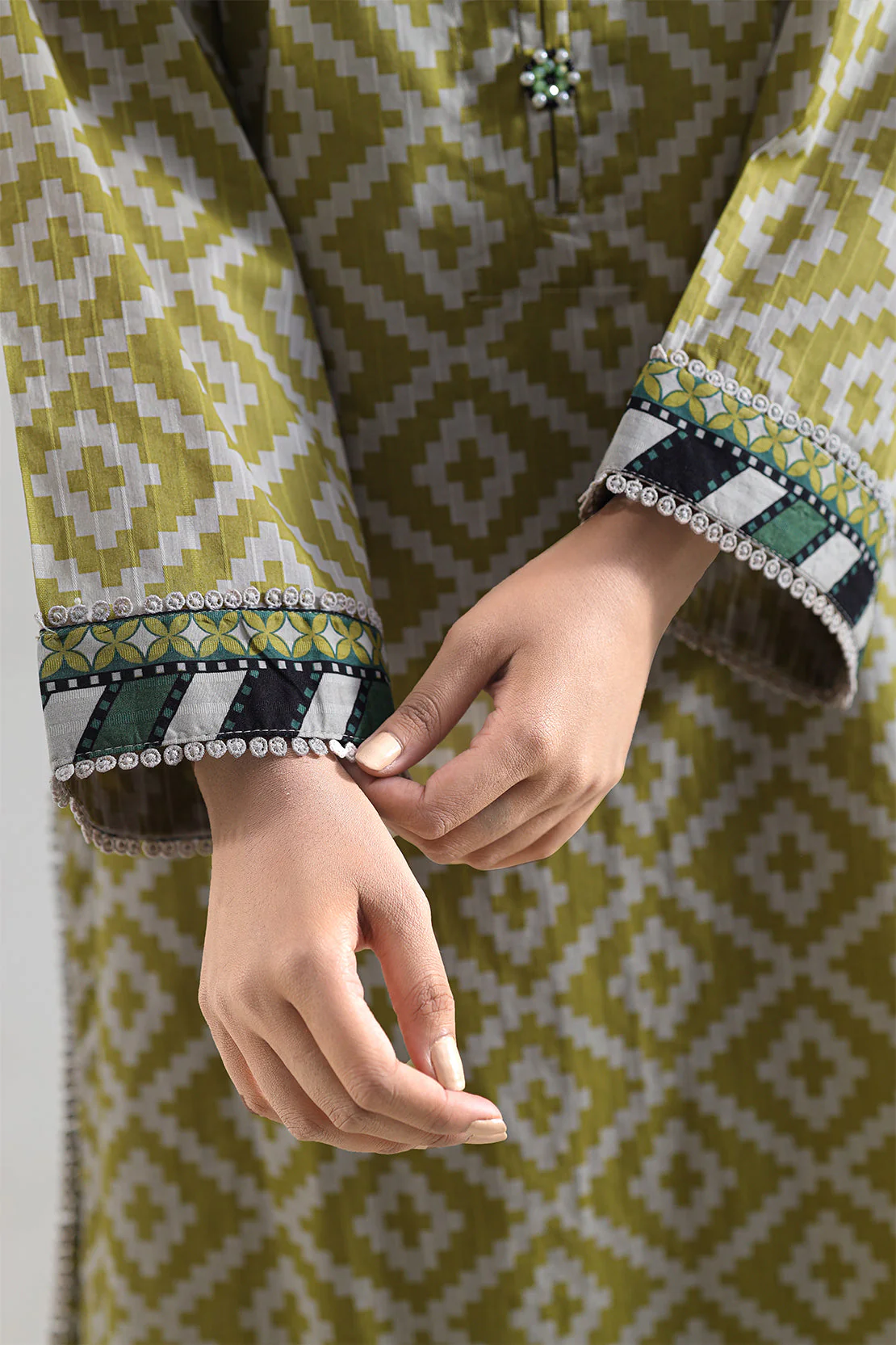 Printed Lawn Stitched 2 Piece (Shirt/Trouser) - Image 5