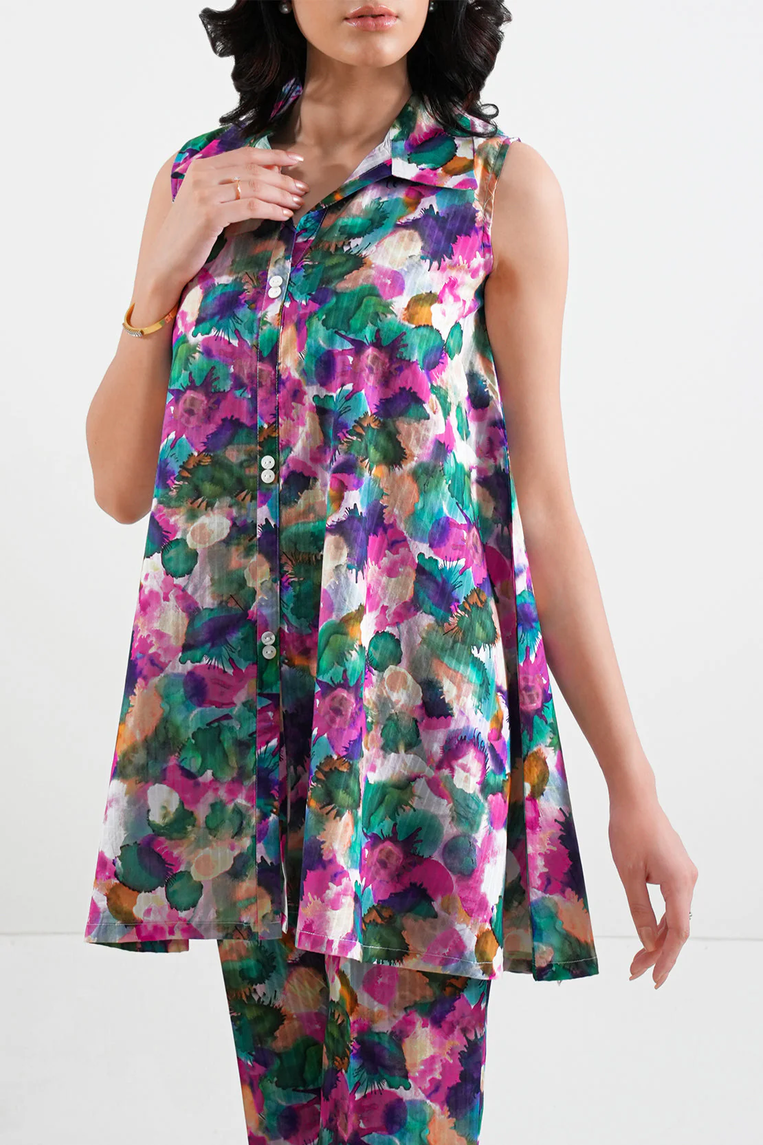 Printed Lawn Stitched 2 Piece (Shirt/Trouser) - Image 3