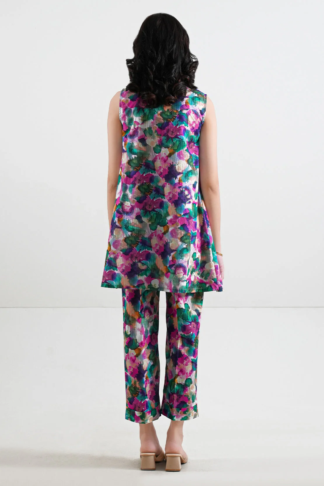 Printed Lawn Stitched 2 Piece (Shirt/Trouser) - Image 5