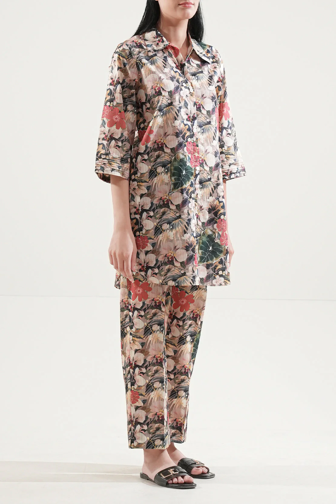 Printed Lawn Stitched 2 Piece (Shirt/Trouser) - Image 3