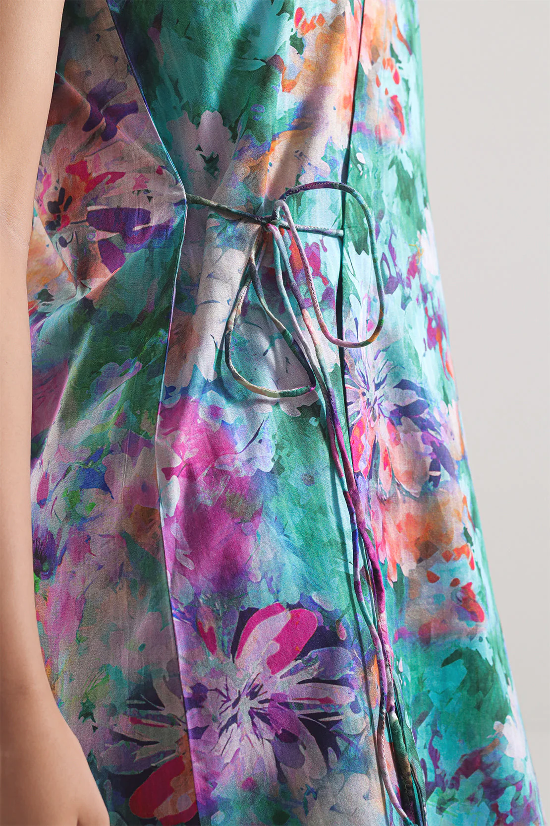 Printed Lawn Stitched 2 Piece (Shirt/Trouser) - Image 5