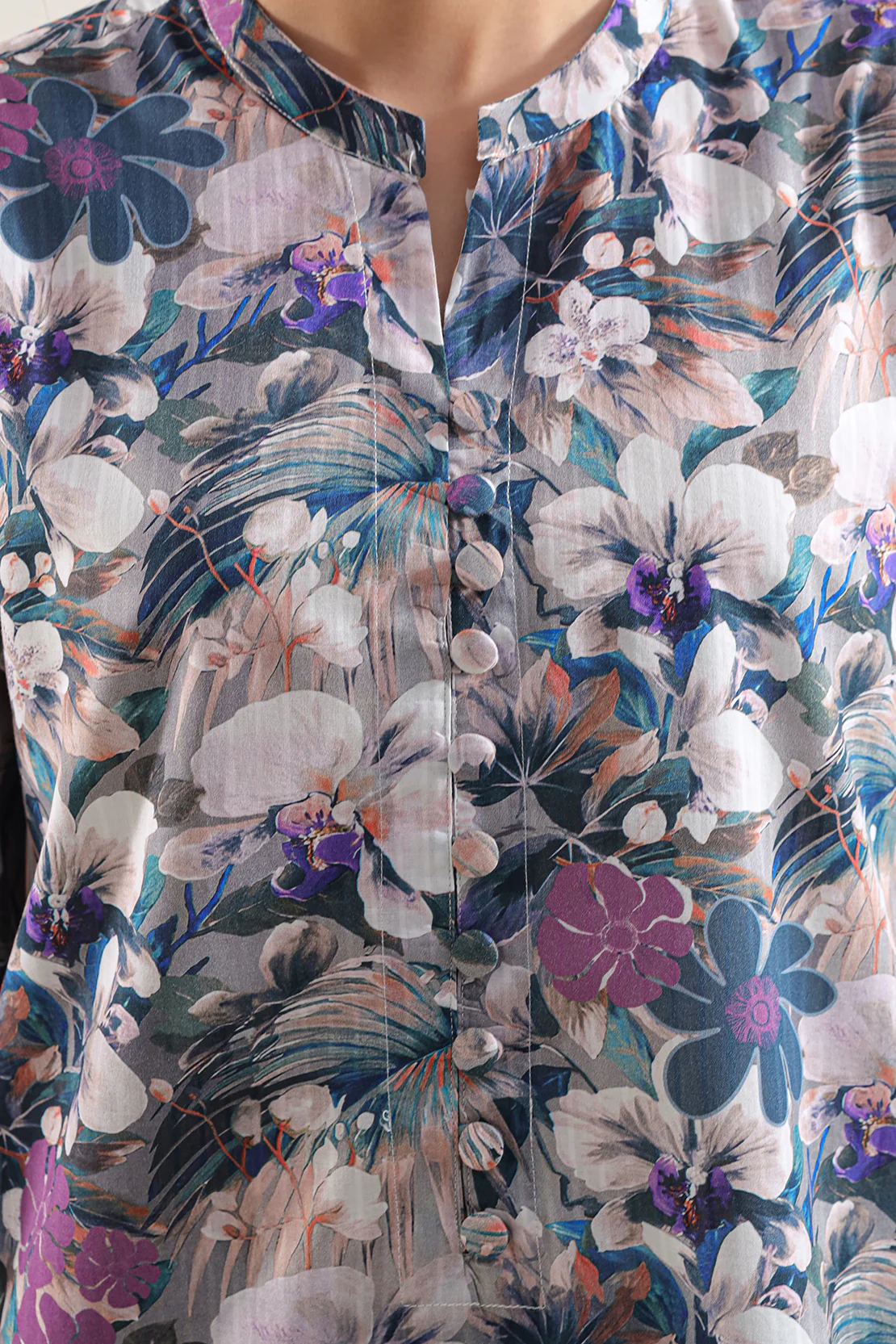 Printed Lawn Stitched 2 Piece (Shirt/Trouser) - Image 4