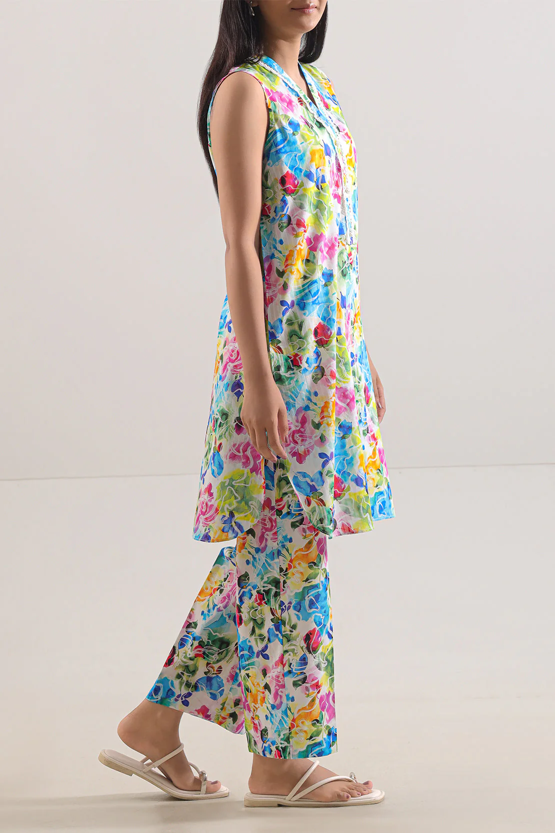 Printed Lawn Stitched 2 Piece (Shirt/Trouser) - Image 3