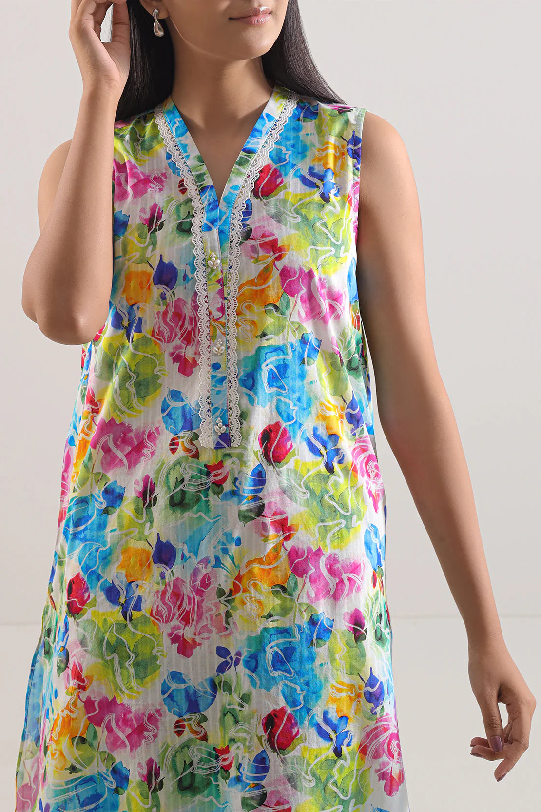 Printed Lawn Stitched 2 Piece (Shirt/Trouser) - Image 4
