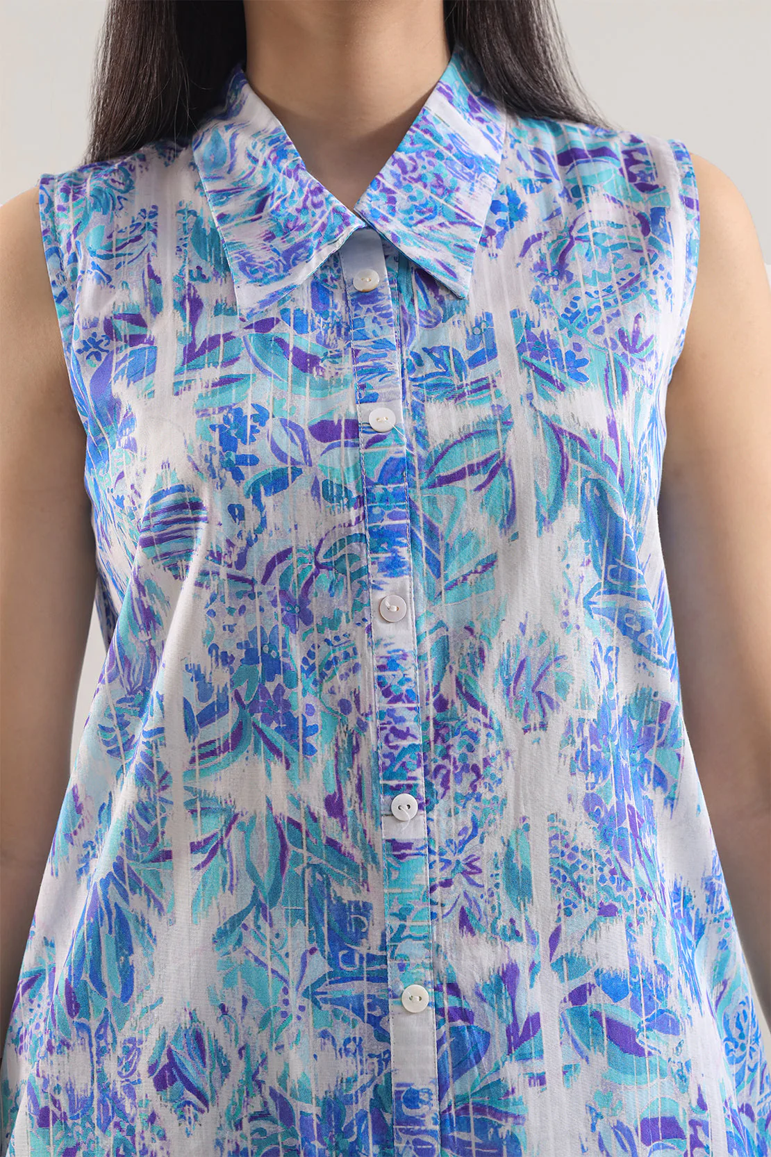 Printed Lawn Stitched 2 Piece (Shirt/Trouser) - Image 4