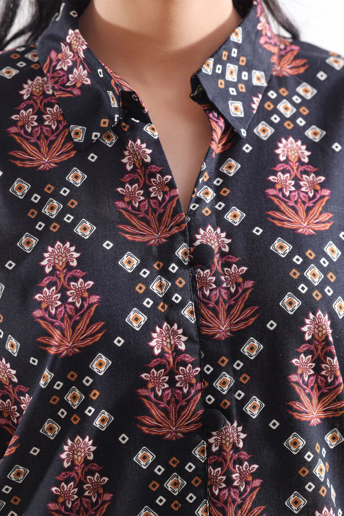 Printed Lawn Stitched 2 Piece (Shirt/Trouser) - Image 4