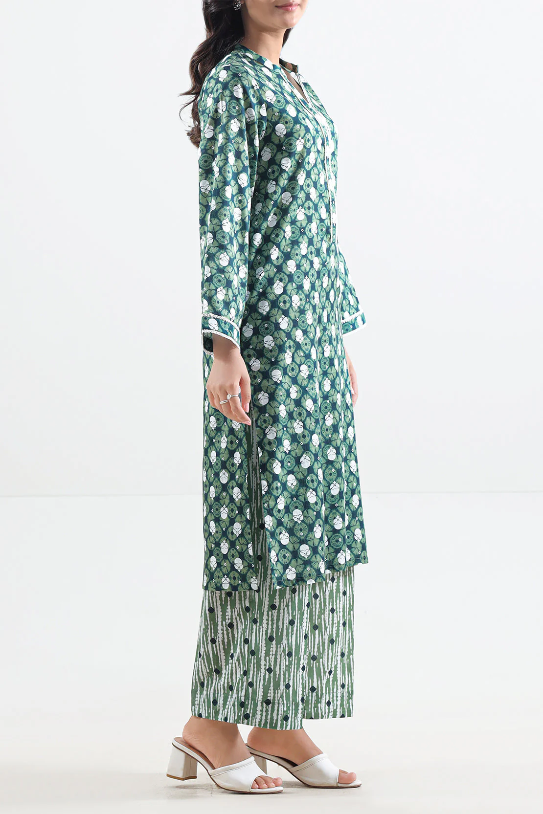 Printed Lawn Stitched 2 Piece (Shirt/Trouser)