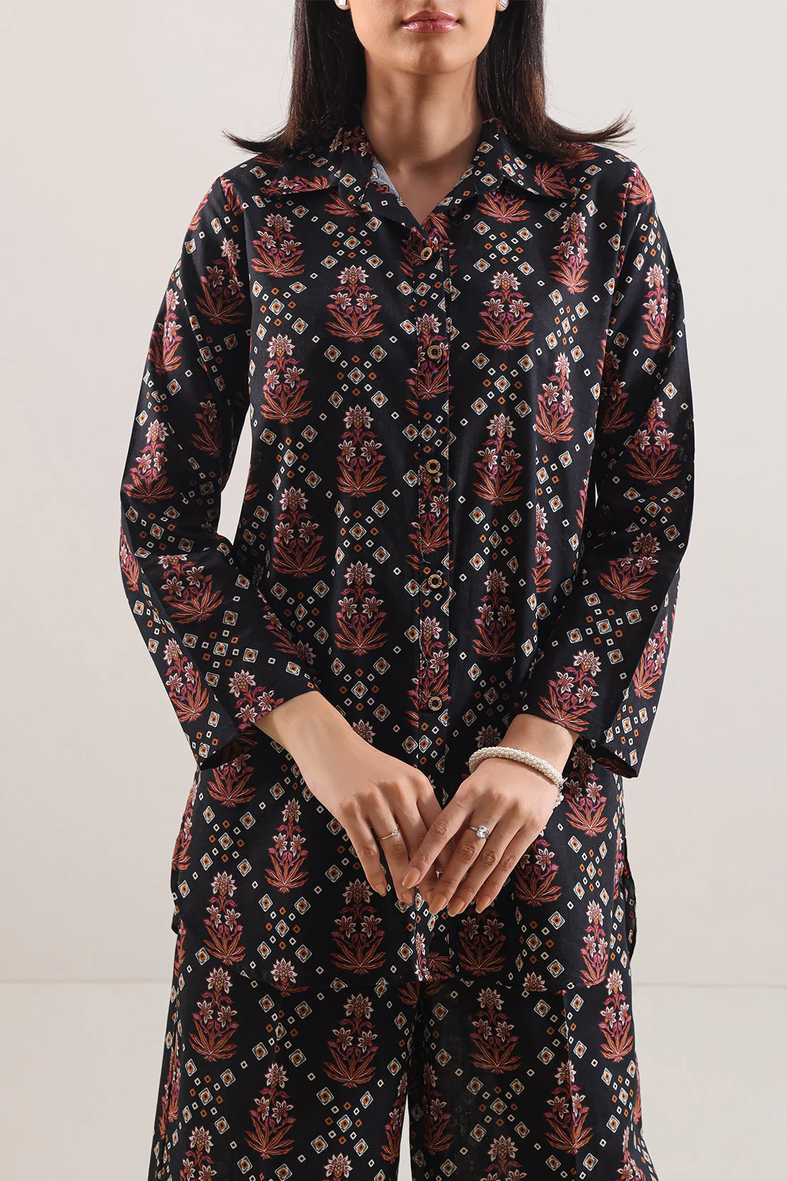 Printed Lawn Stitched 2 Piece (Shirt/Trouser) - Image 2