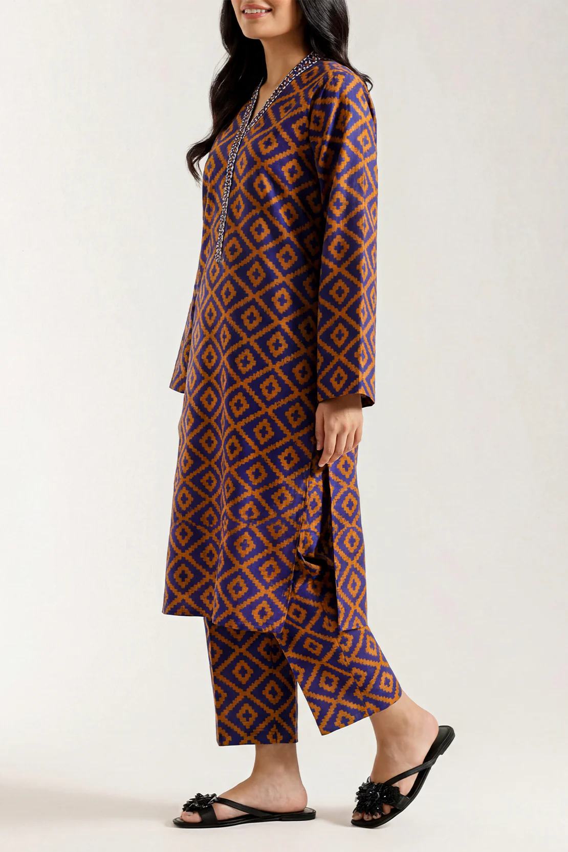 Printed Lawn Stitched 2 Piece (Shirt/Trouser) - Image 2