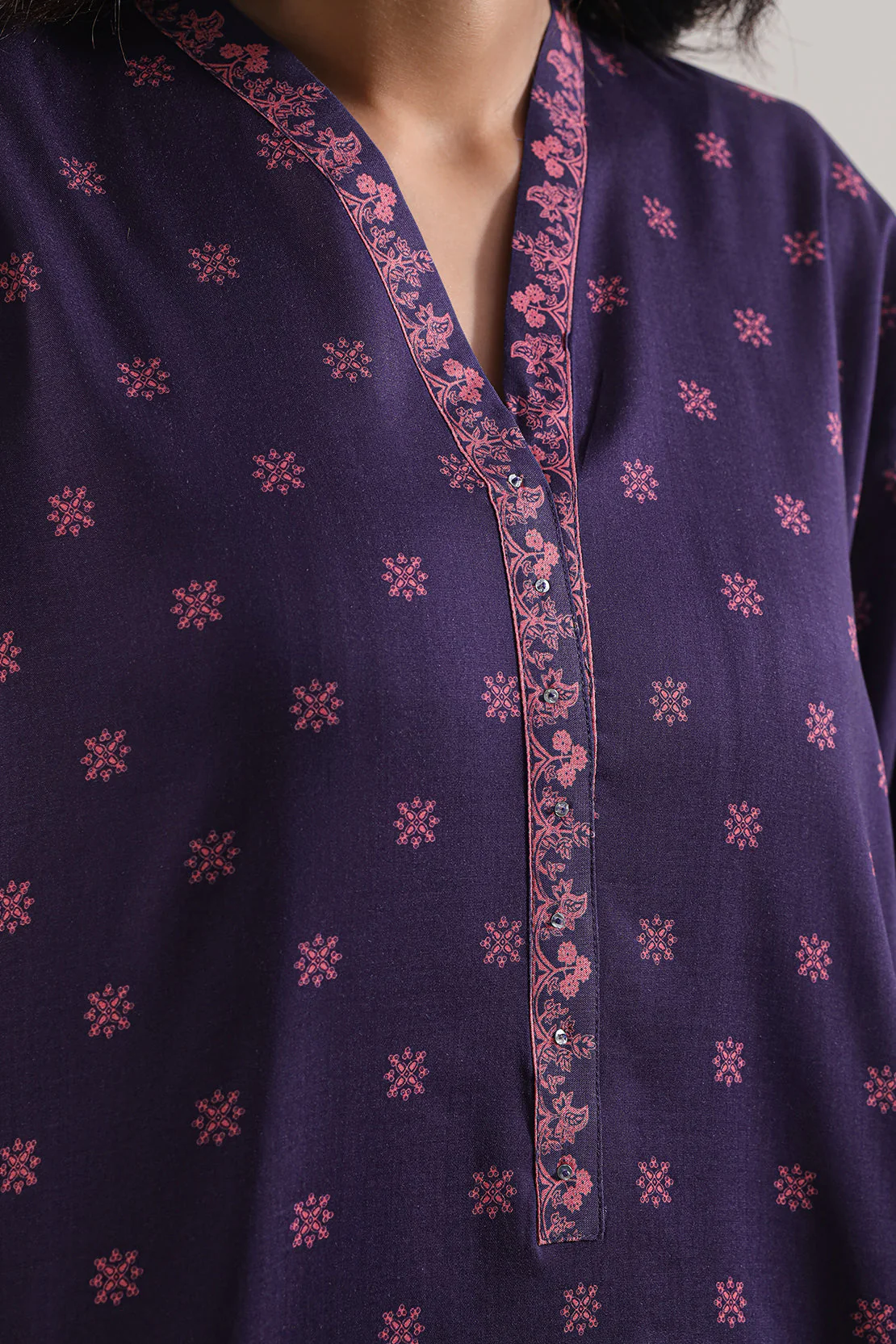 Printed Lawn Stitched 2 Piece (Shirt/Trouser) - Image 4