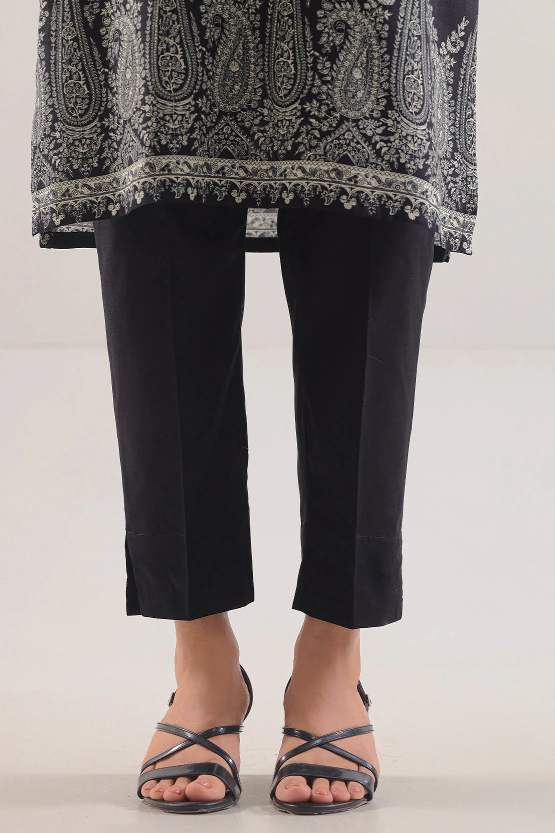 Printed Lawn Stitched 2 Piece (Shirt/Trouser) - Image 5
