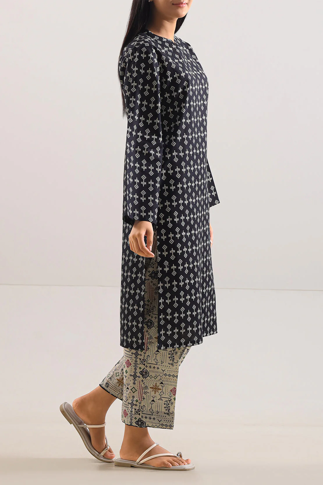 Printed Lawn Stitched 2 Piece (Shirt/Trouser) - Image 2