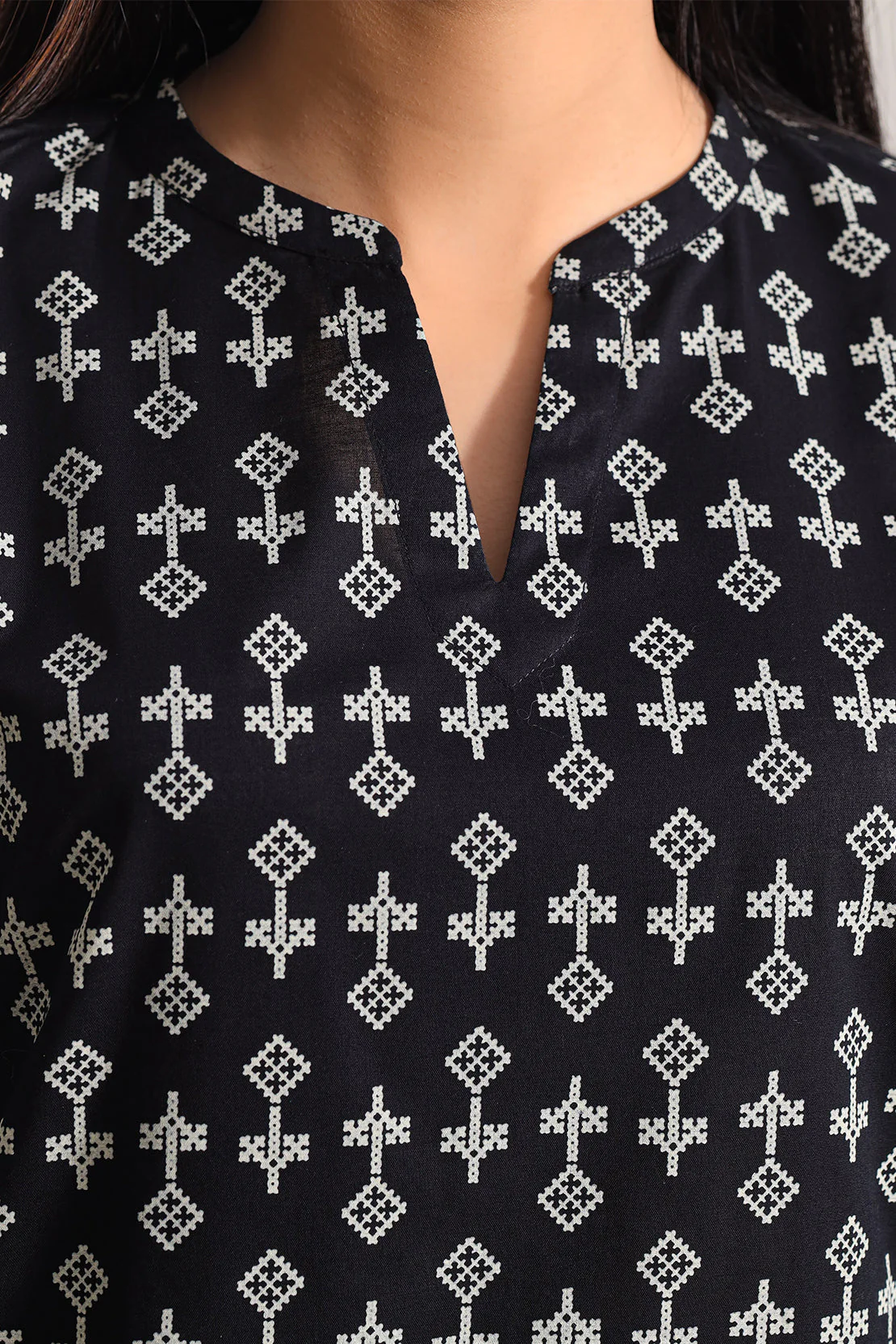 Printed Lawn Stitched 2 Piece (Shirt/Trouser) - Image 4