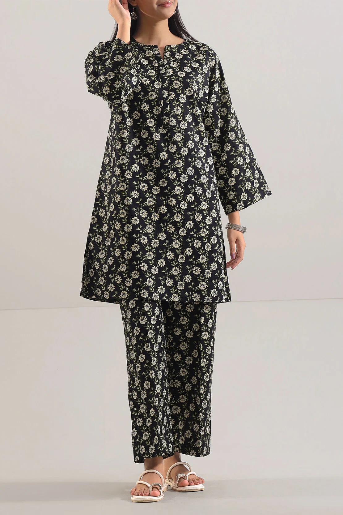 Printed Lawn Stitched 2 Piece (Shirt/Trouser)