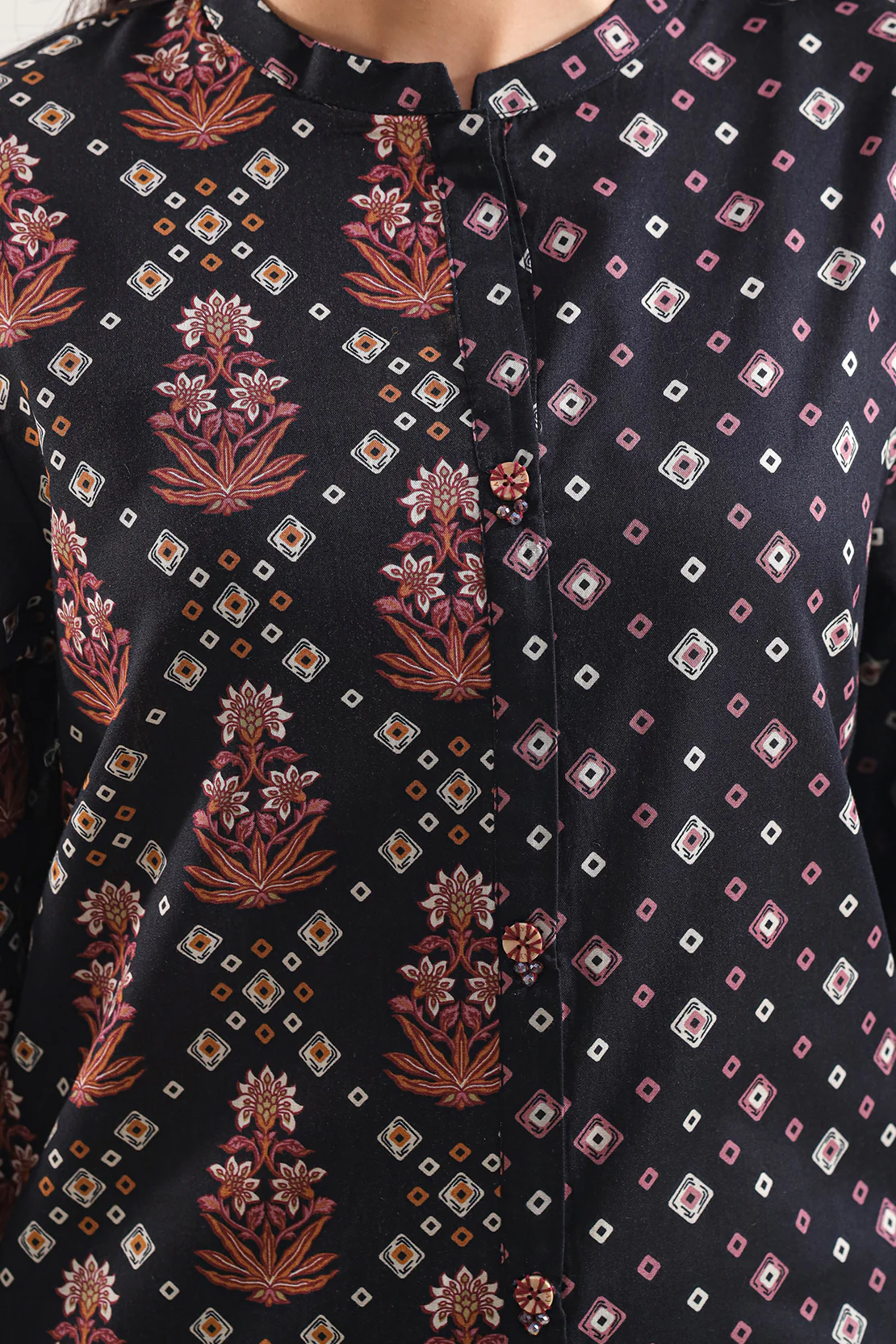 Printed Lawn Stitched 2 Piece (Shirt/Trouser) - Image 5