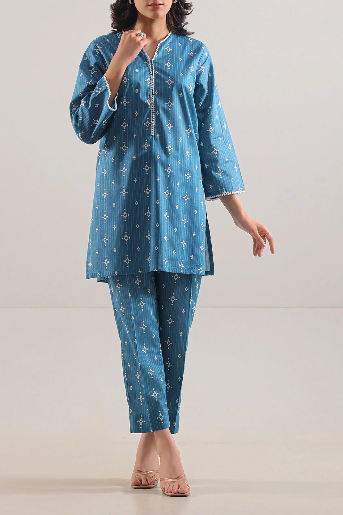 Printed Lawn Stitched 2 Piece (Shirt/Trouser)