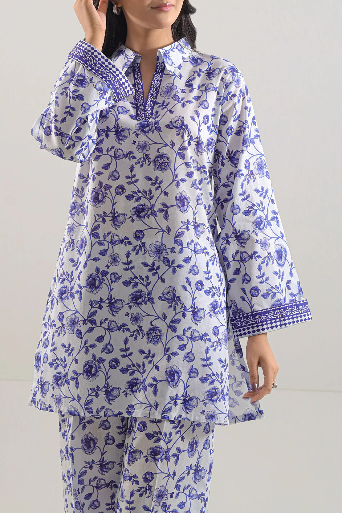 Printed Lawn Stitched 2 Piece (Shirt/Trouser) - Image 2