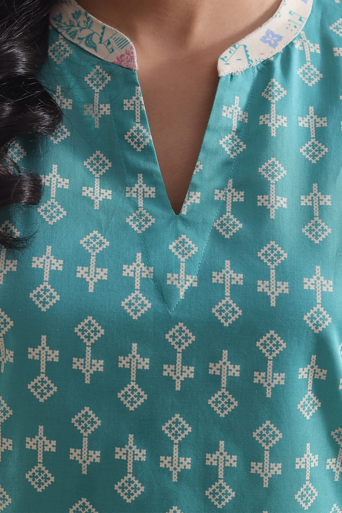 Printed Lawn Stitched 2 Piece (Shirt/Trouser) - Image 4