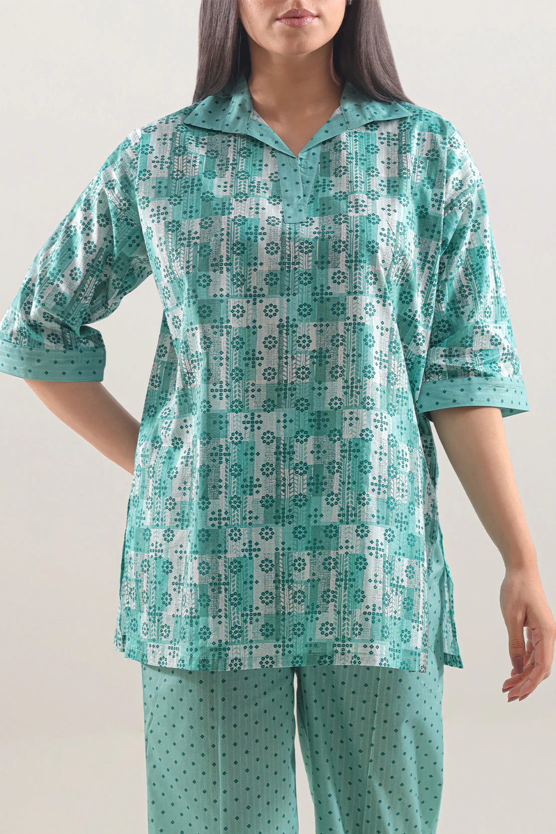 Printed Lawn Stitched 2 Piece (Shirt/Trouser) - Image 2