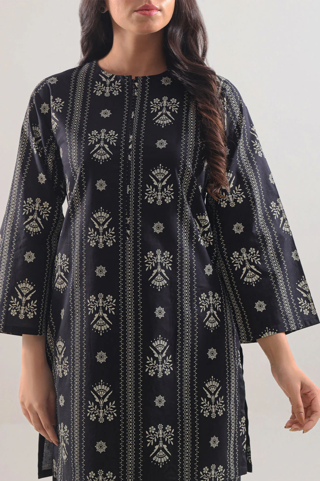 Printed Lawn Stitched 2 Piece (Shirt/Trouser) - Image 2